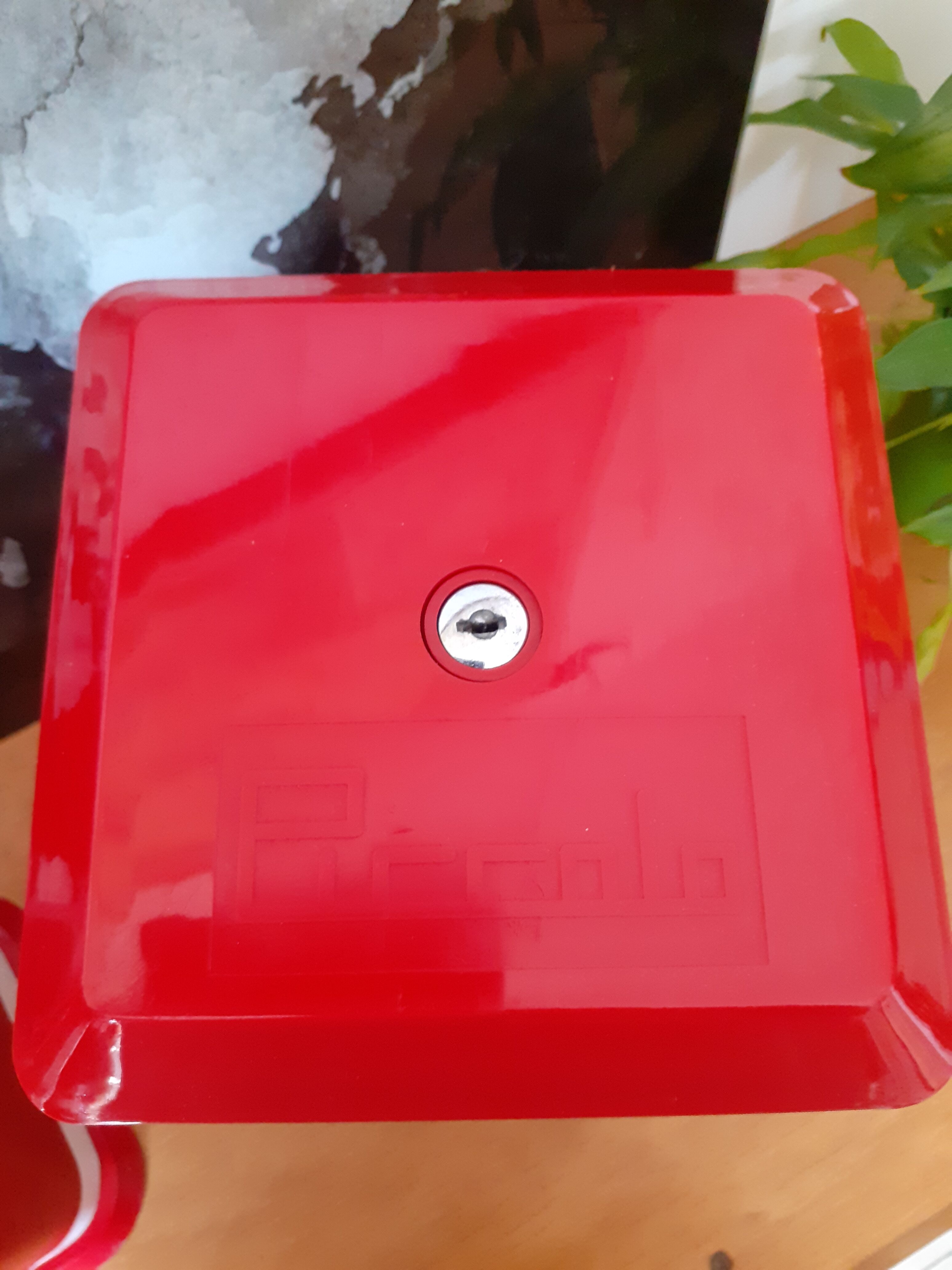 Chewing gums distributor, 80s