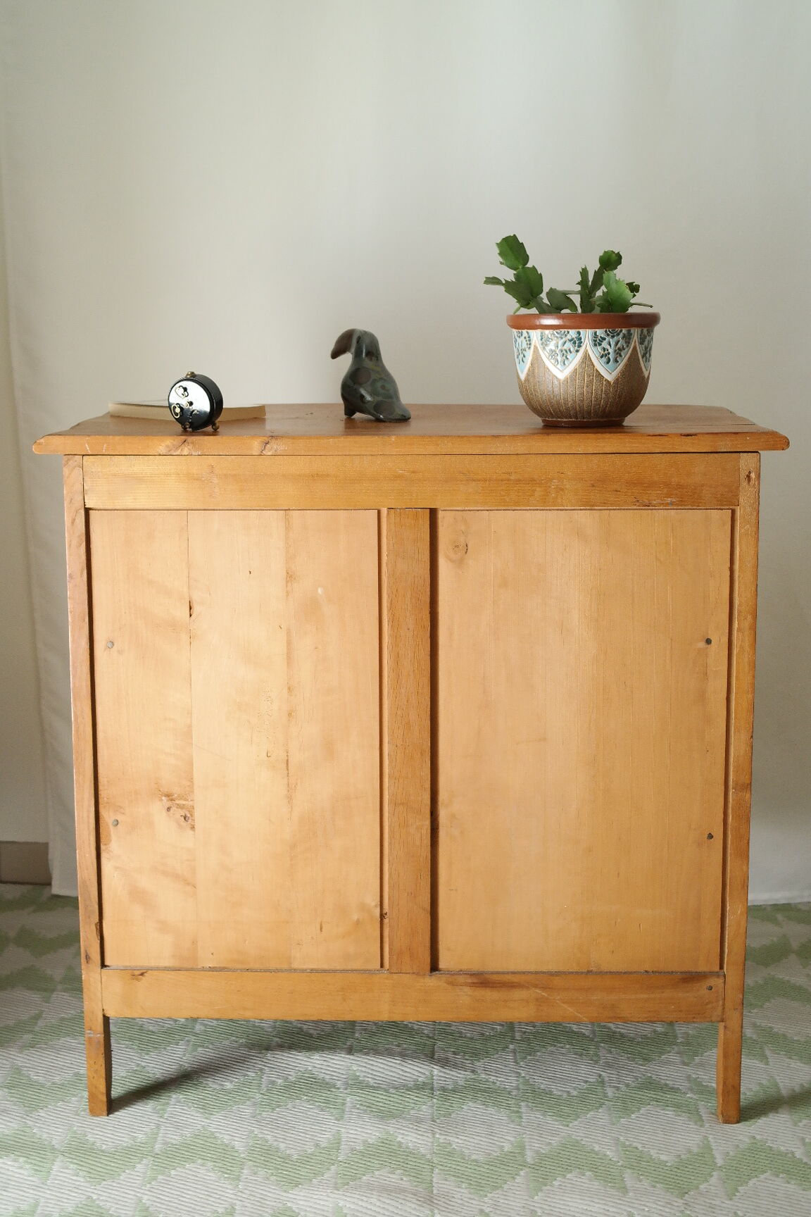 Commode campagnarde en chêne massif vintage