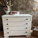 Linen chest of drawers