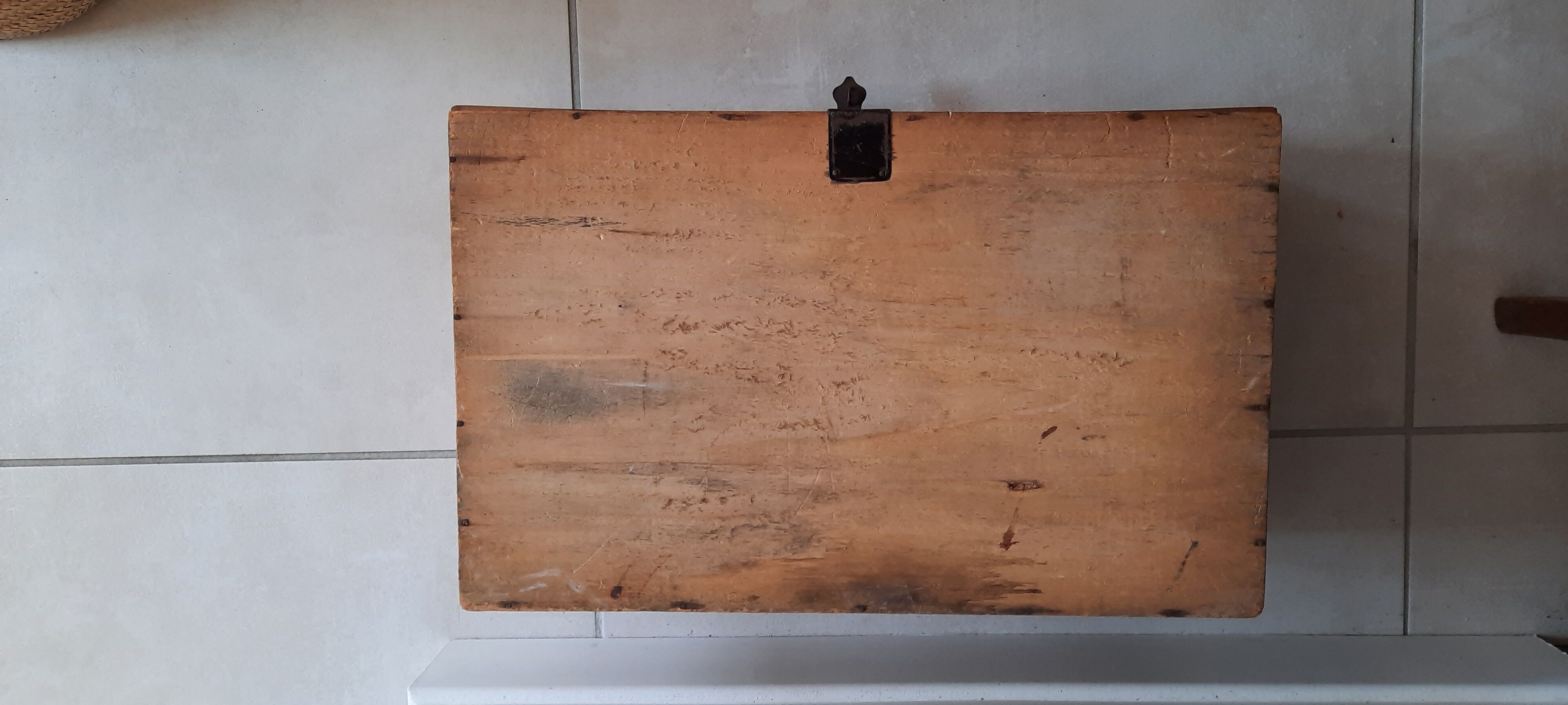 Boite ancienne en bois