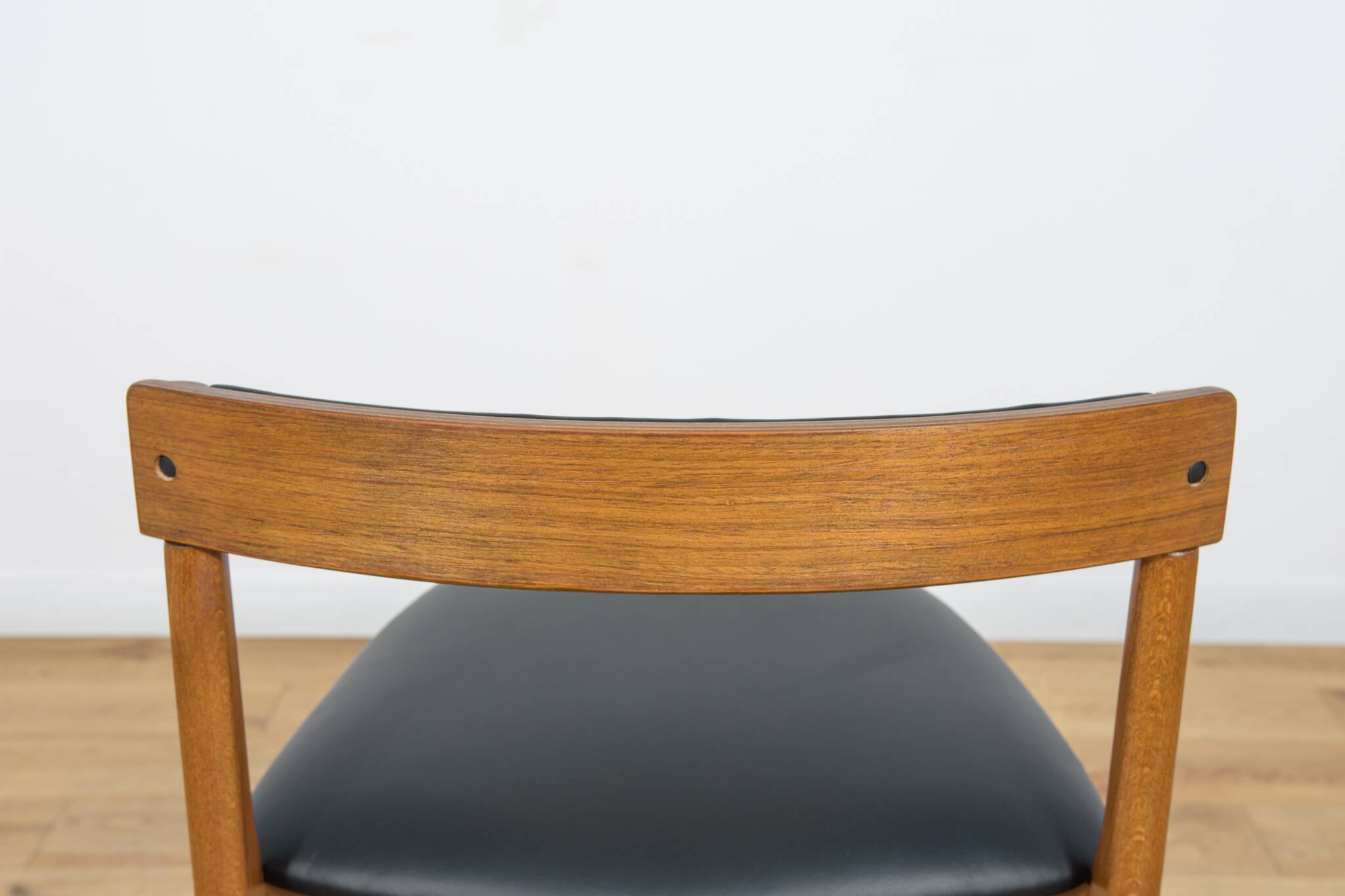 Mid century round extendable dining table and chairs from mcintosh, 1960s, set of 5
