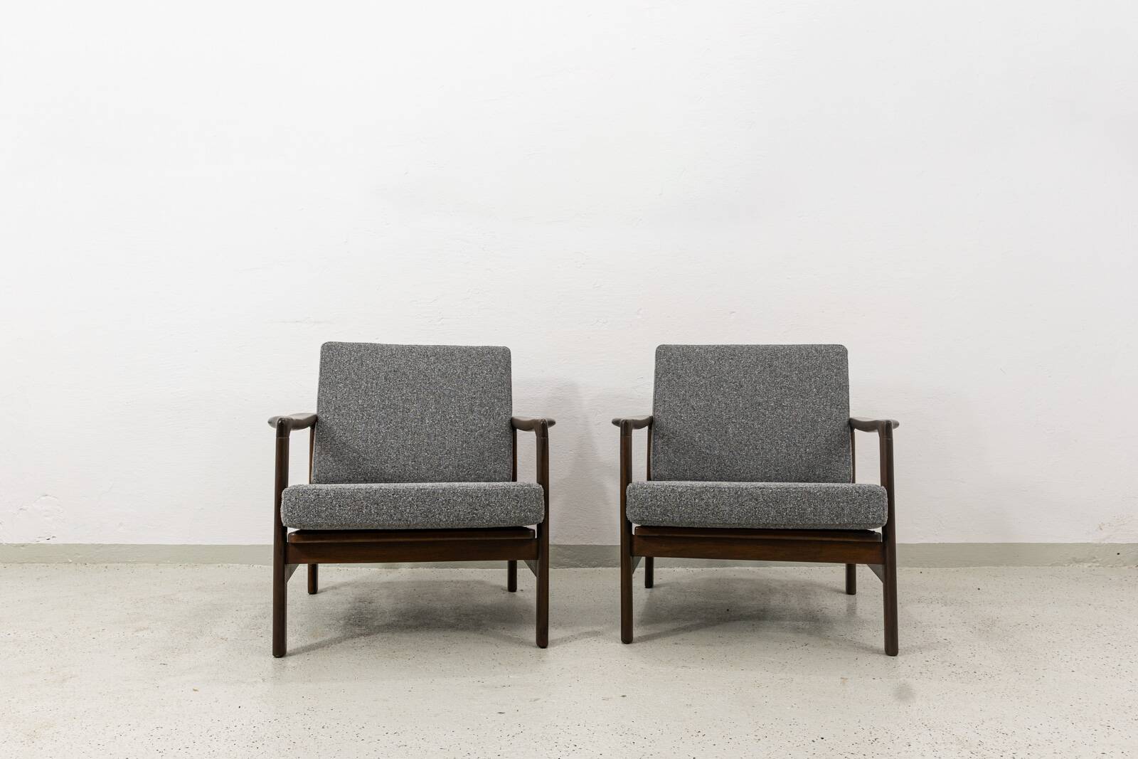 Mid Century Armchairs By Zenon Bączyk, 1960's, Set Of 2