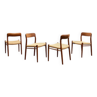 4 chaises de salle à manger danoises en teck du milieu du siècle #75, Niels O. Møller pour JL Moller