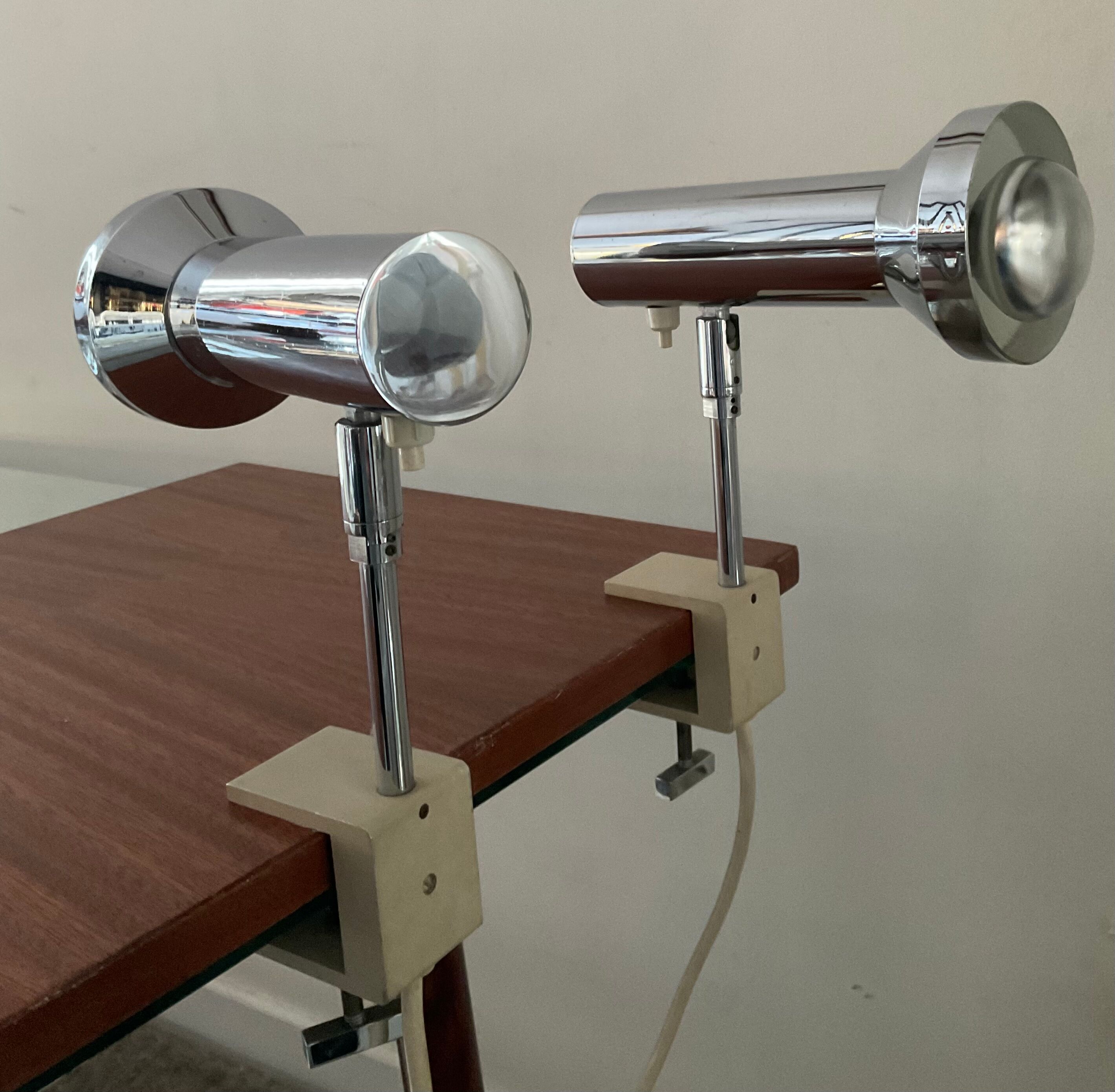 Pair of vintage wall lamps 60-70s
