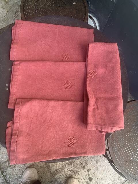 Set of 4 monogrammed BD napkins, rust, damask cotton and linen.
