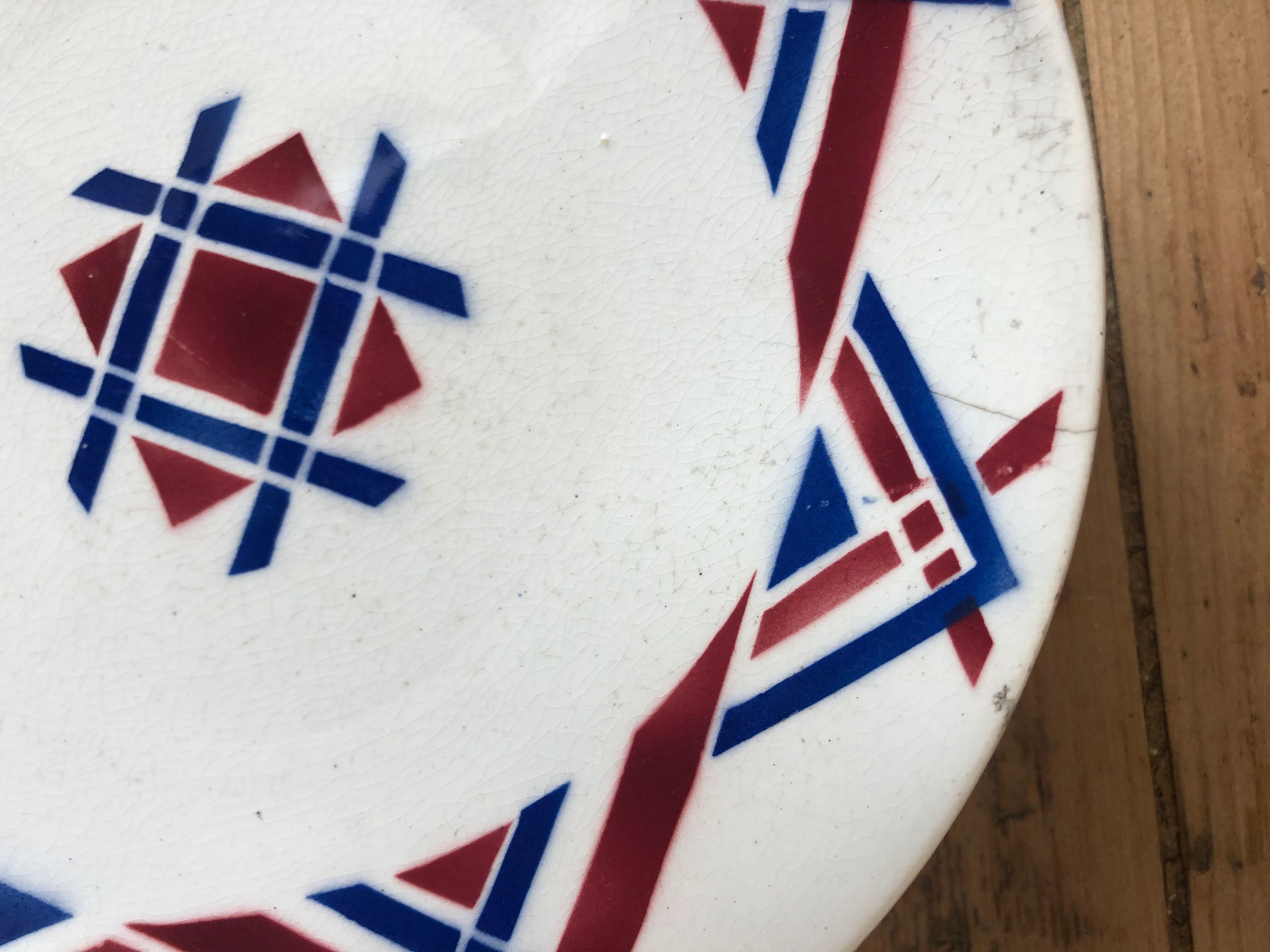 Set of 10 dessert plates in earthenware