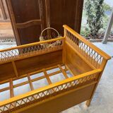 Rattan bed