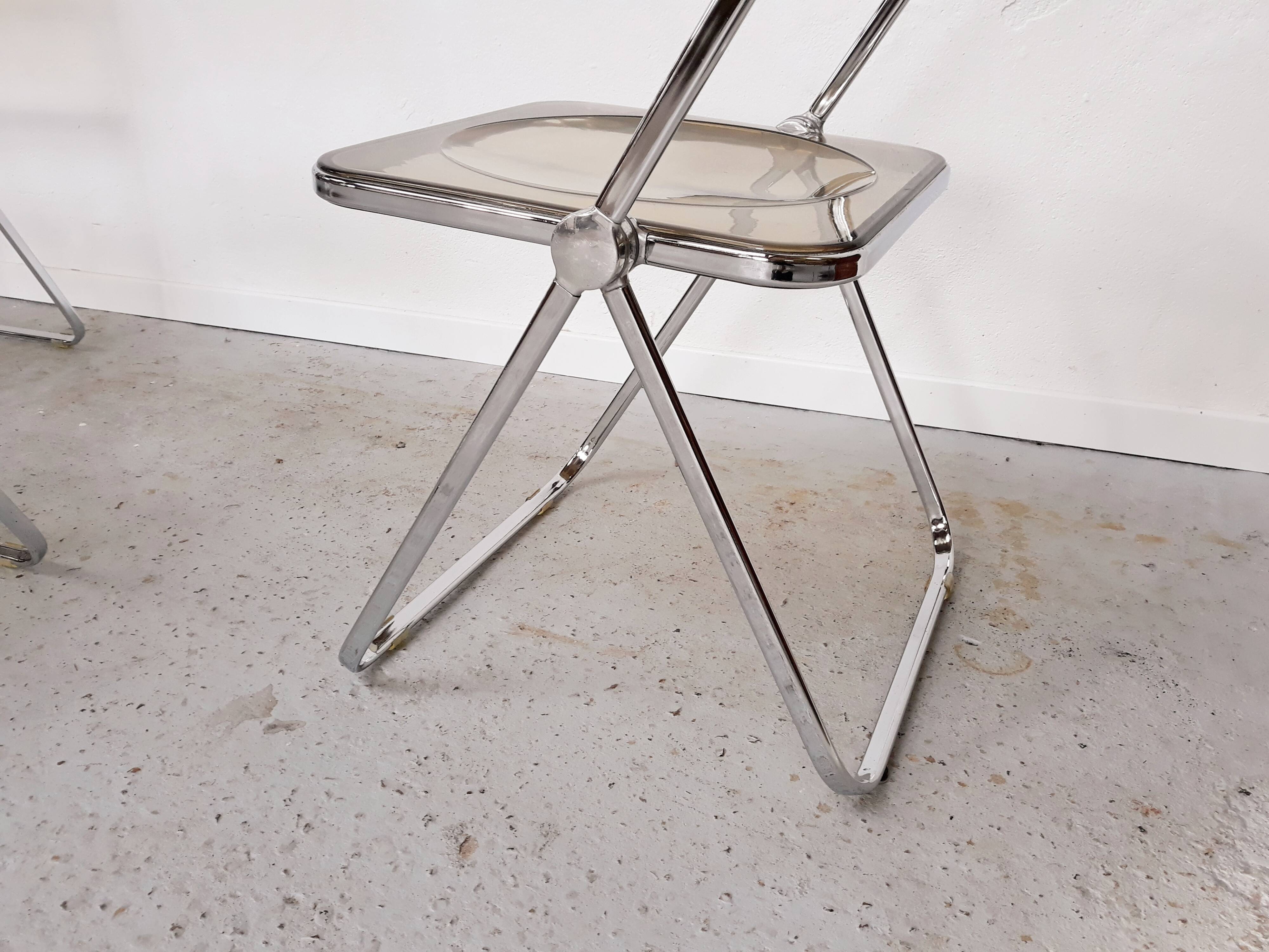 6 vintage Chairs Giancarlo Piretti "plia" 1970 chrome and Plexiglas