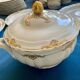 Bernardaud Coquille porcelain service, 96 pieces.
