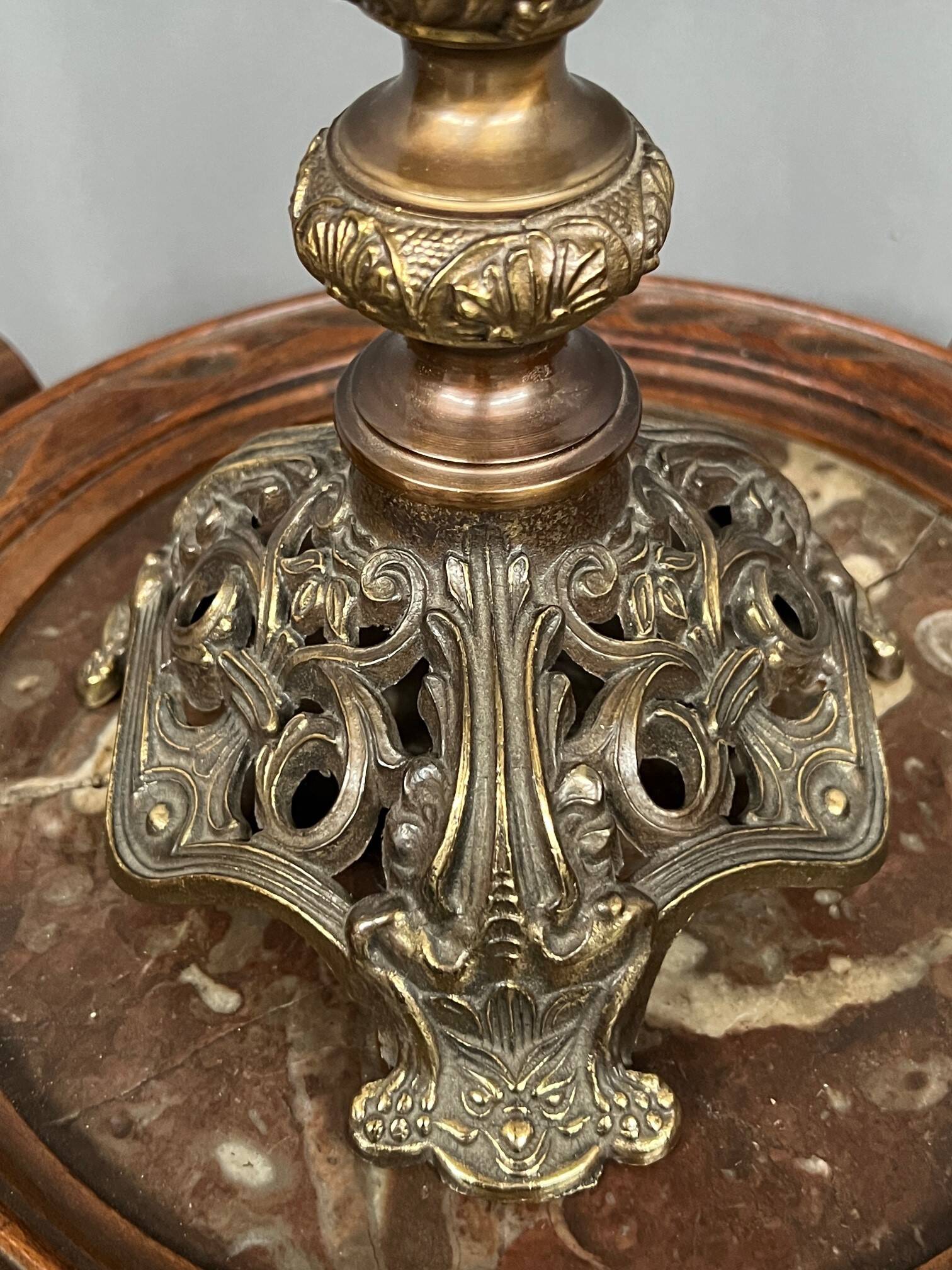 Renaissance lamp. Bronze.
