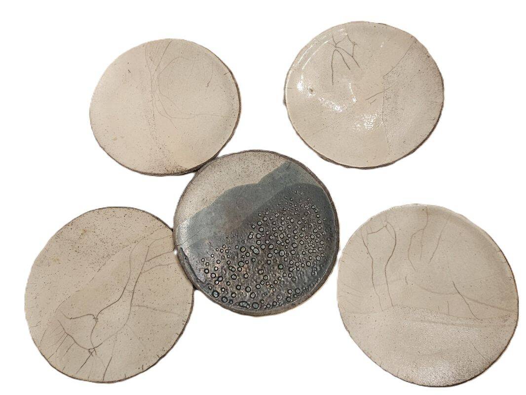 Annie Braut Set of 5 Small Raku Plates