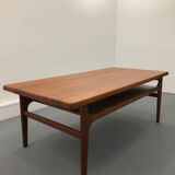 Table basse danoise du milieu du siècle avec rangement de A / S Niels Bach, 1960s