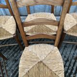 8 Chaises  anciennes vendéennes paillées en cerisier massif.