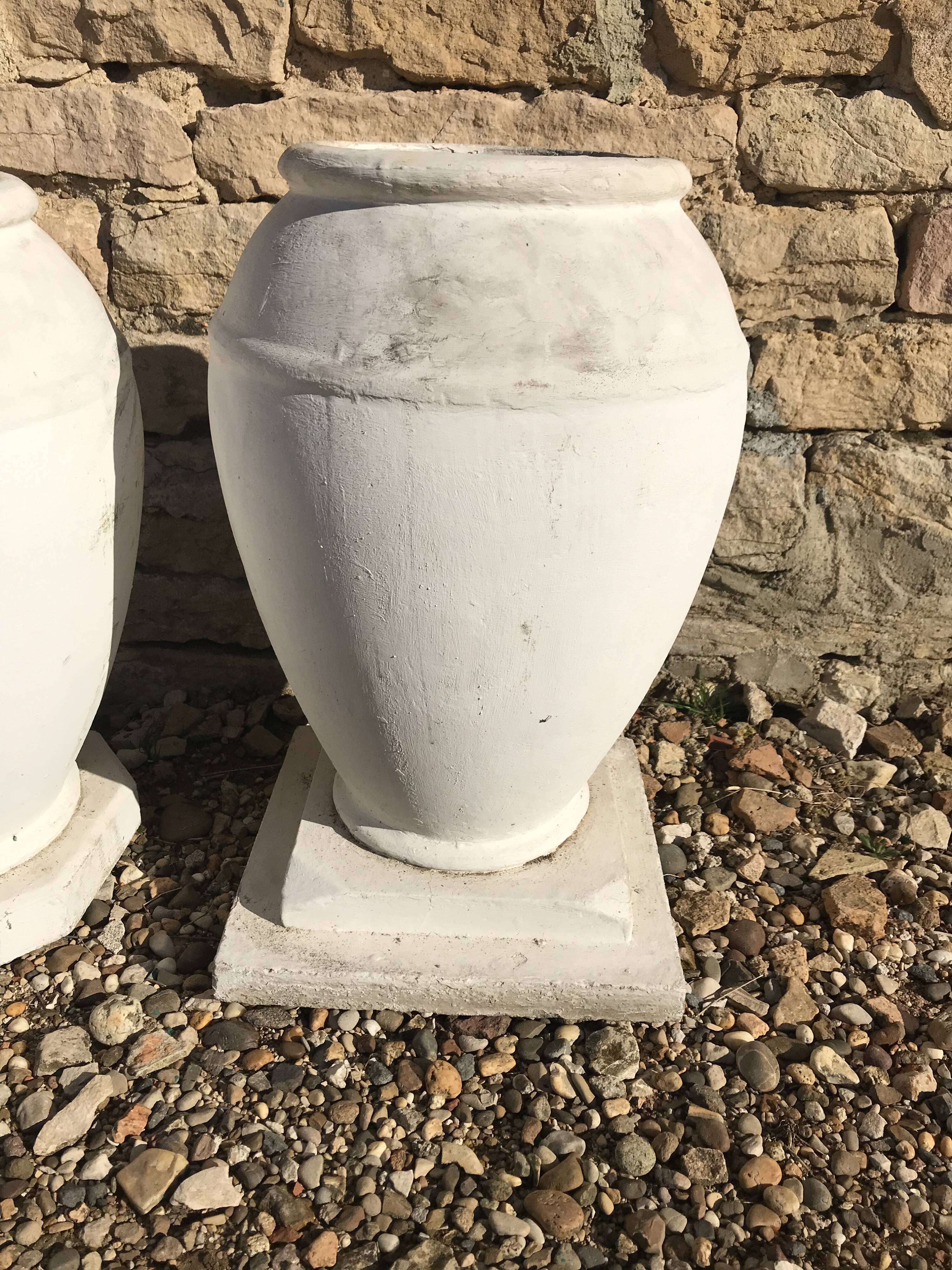 Lot of 3 stone jars