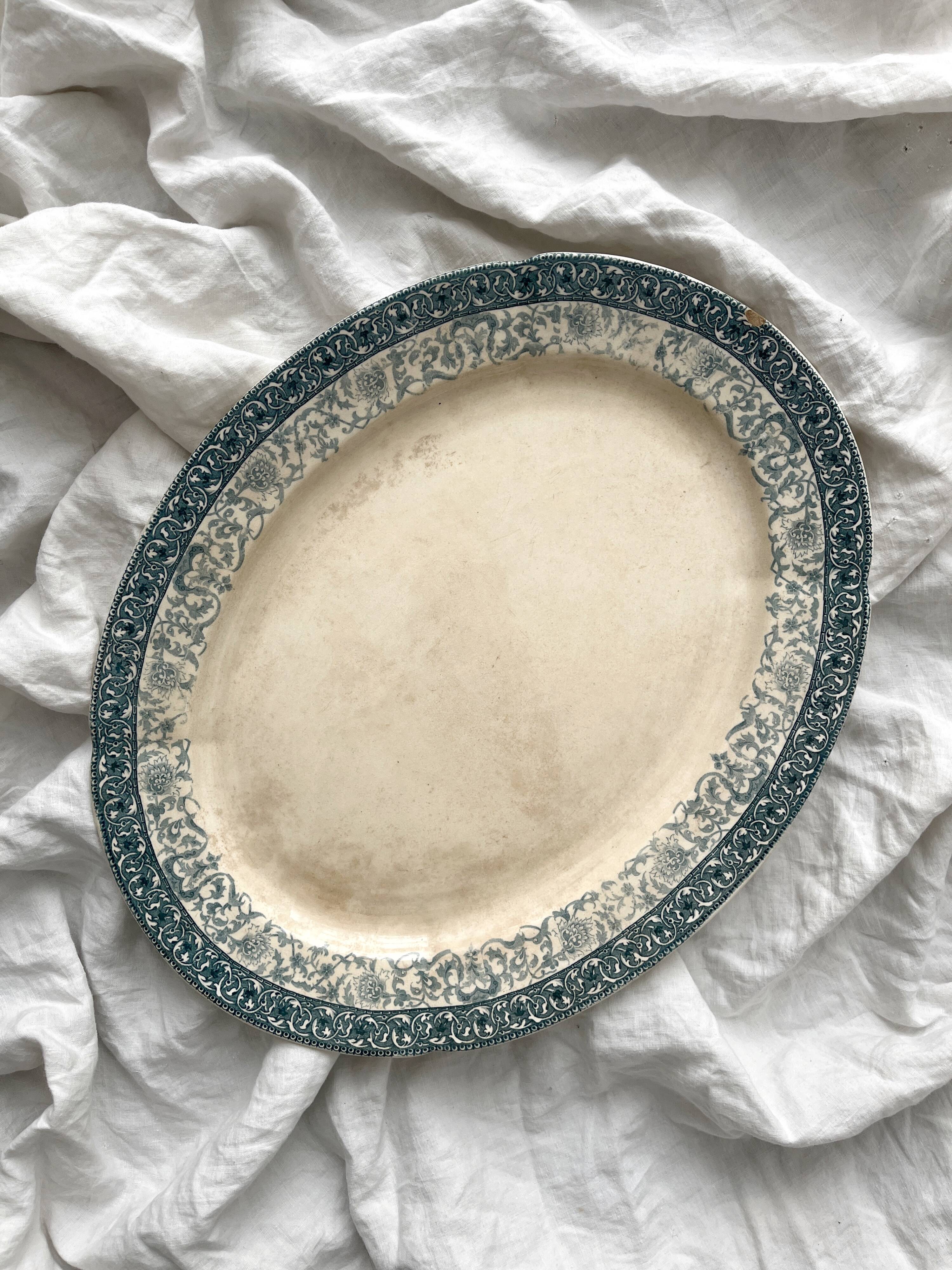 Oval ironstone dish "Sully" Choisy le Roi Hautin Boulenger et Cie