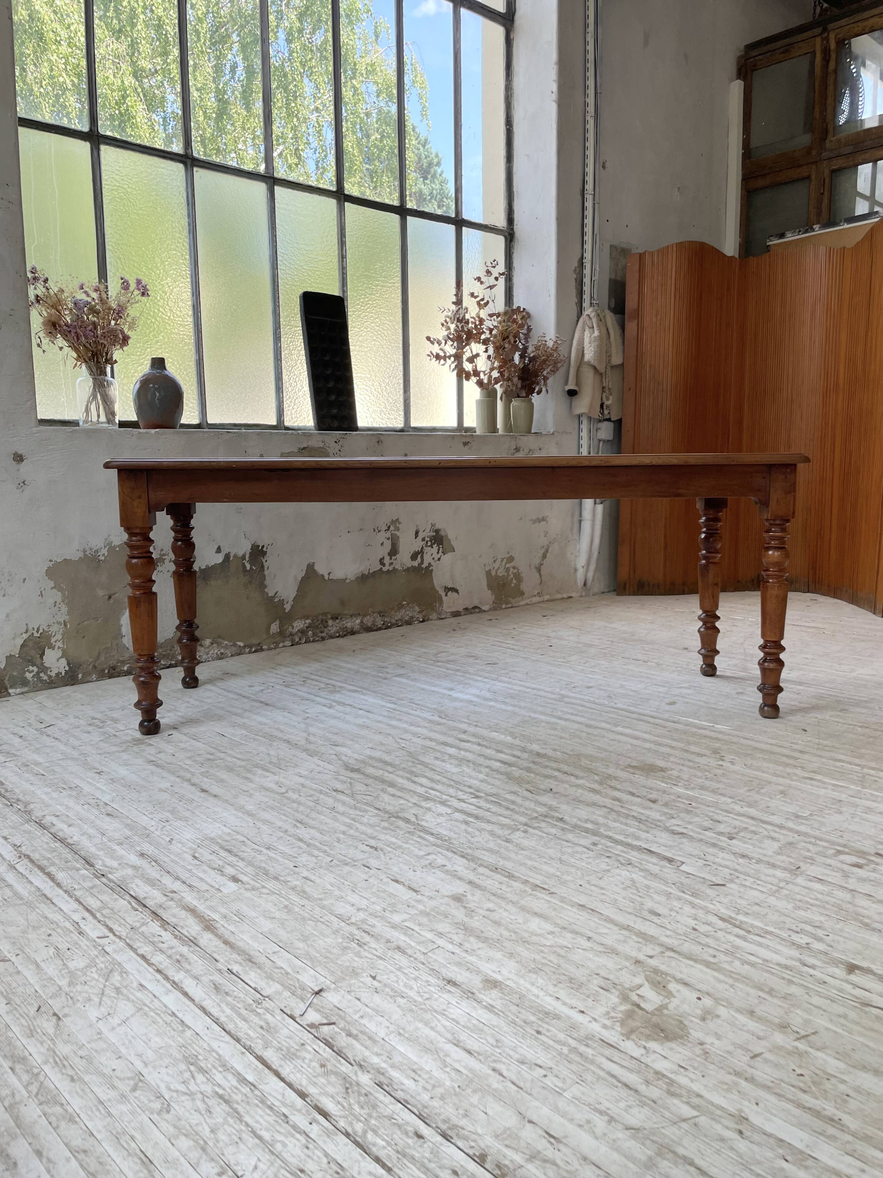 Walnut farm table 185 cm