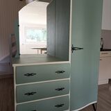 Asymmetrical chest of drawers
