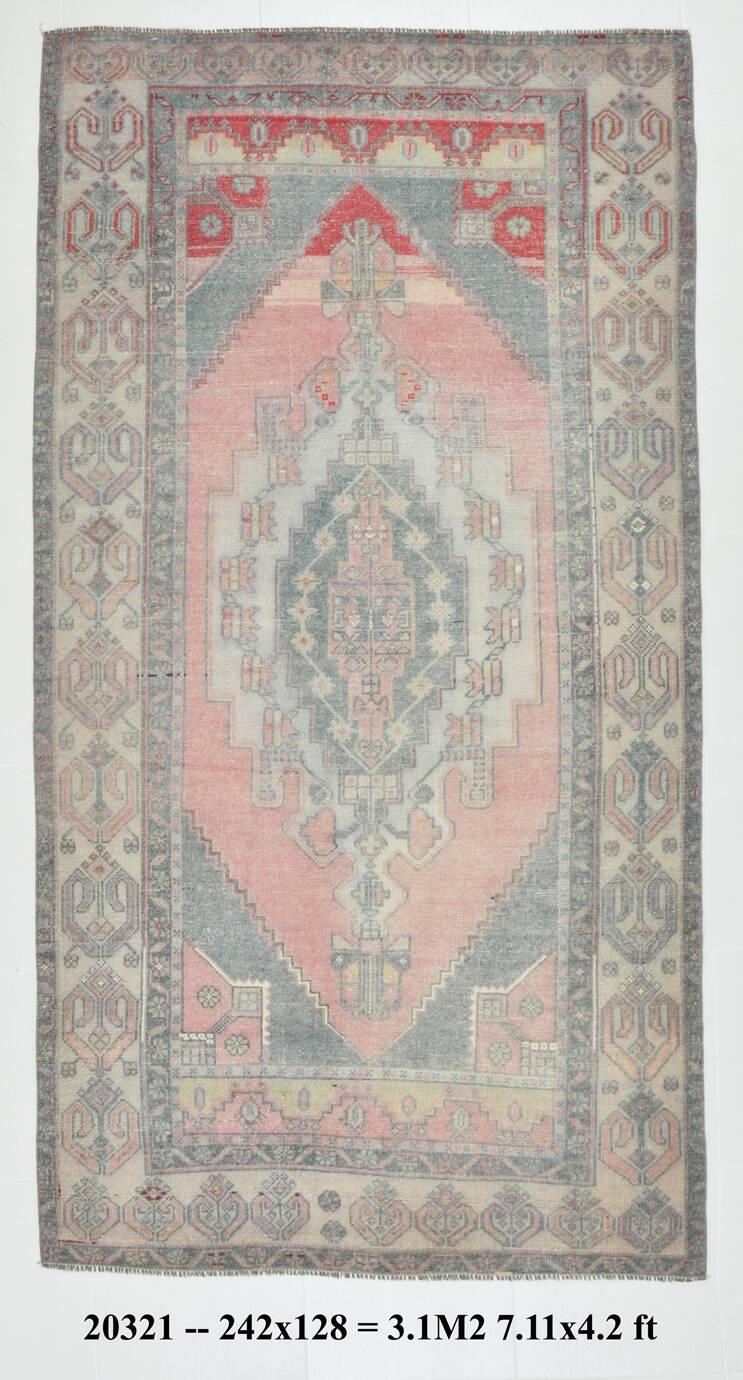 4x8 Soft Pink Geometric Handmade Vintage Rug, 128x242Cm