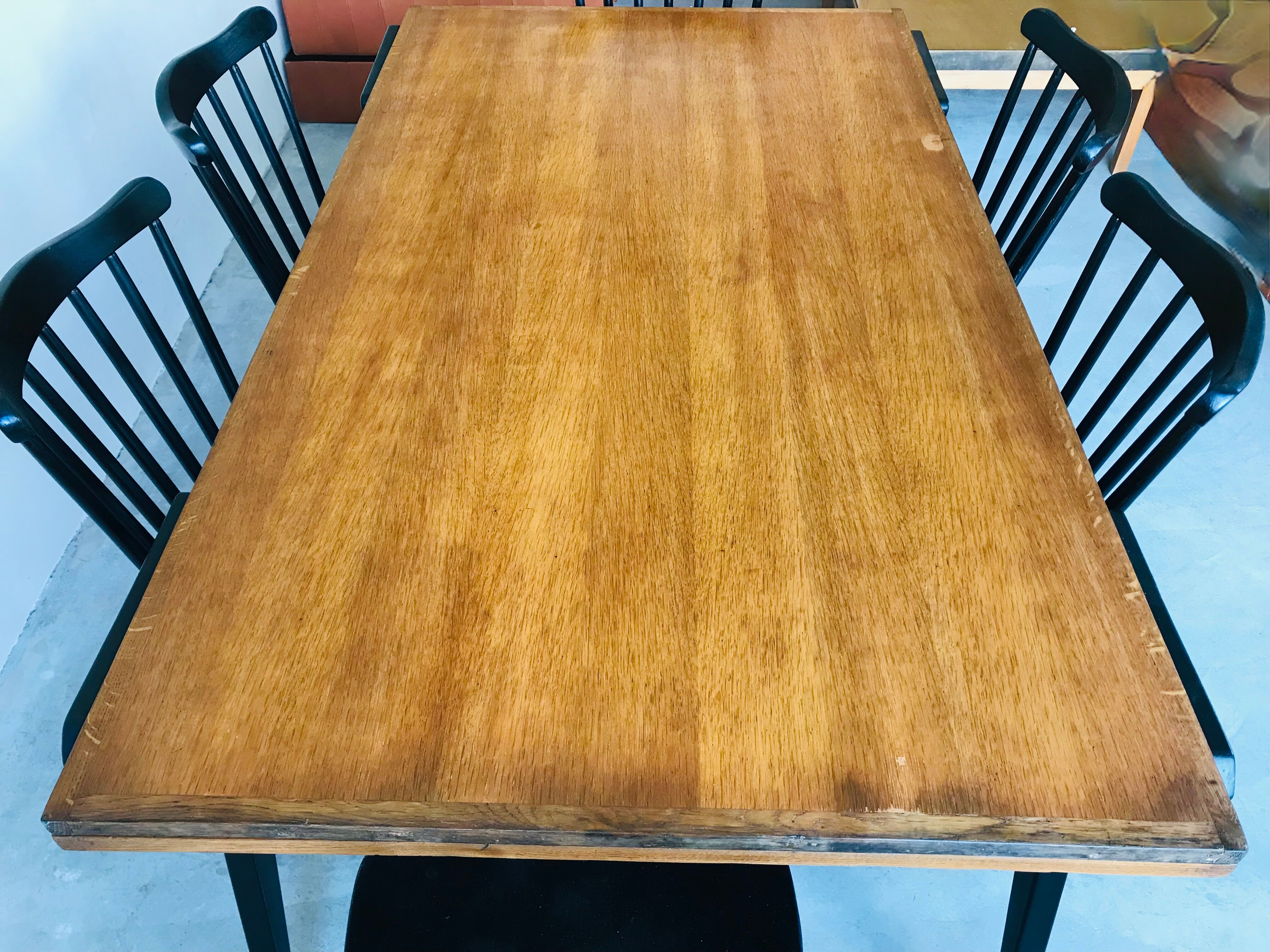 Extendable dining room table, circa 1950