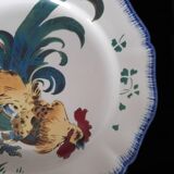 Flat plate No. 4 The Roosters signed Lunéville Keller & Guérin diam. 25.5c