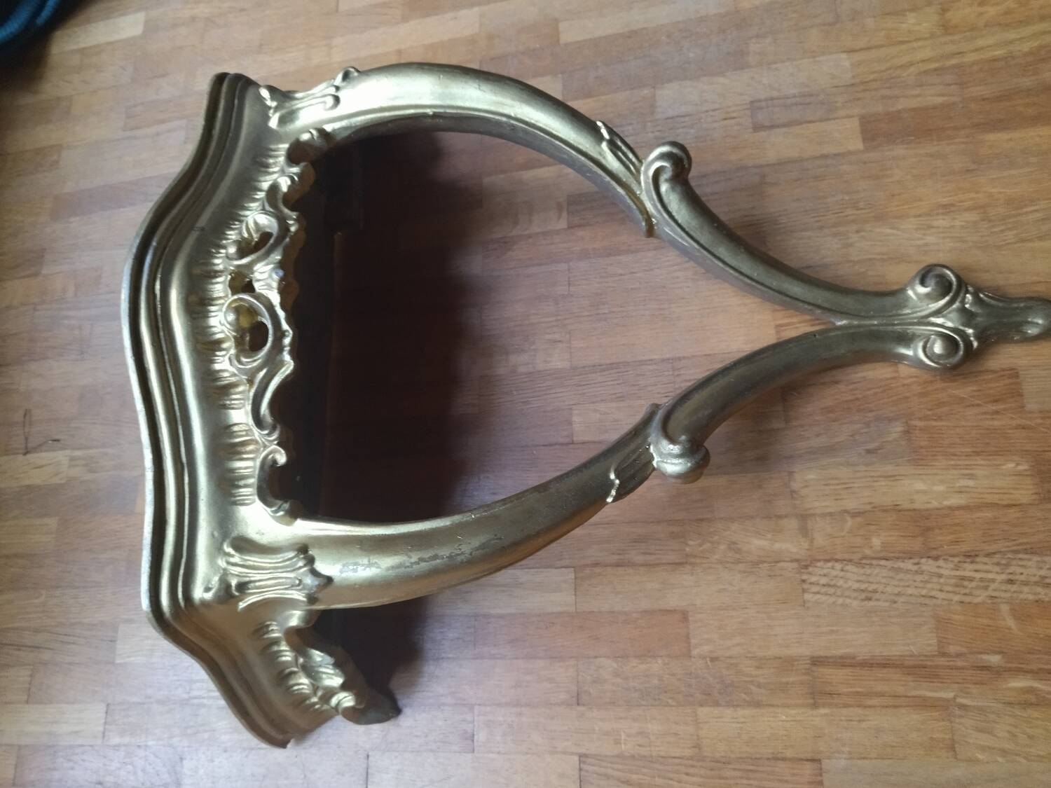 Baroque wall console