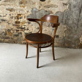Thonet chair with bent wood, stamped.