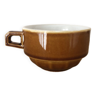 Bistro chocolate cup in brown earthenware