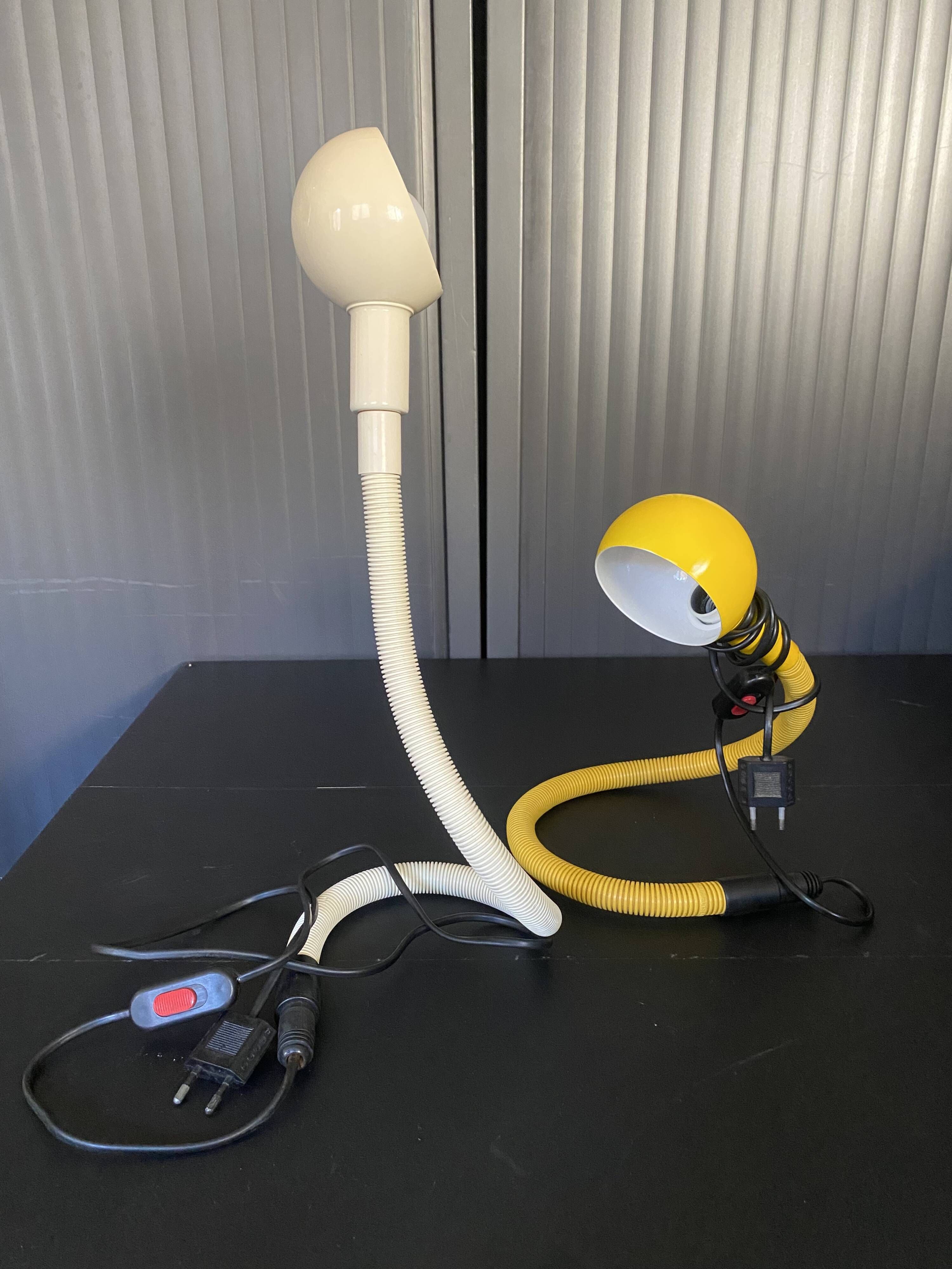Lampe blanche Hebi d’ Isao Hosoe pour Valenti blanc crème vintage 1970