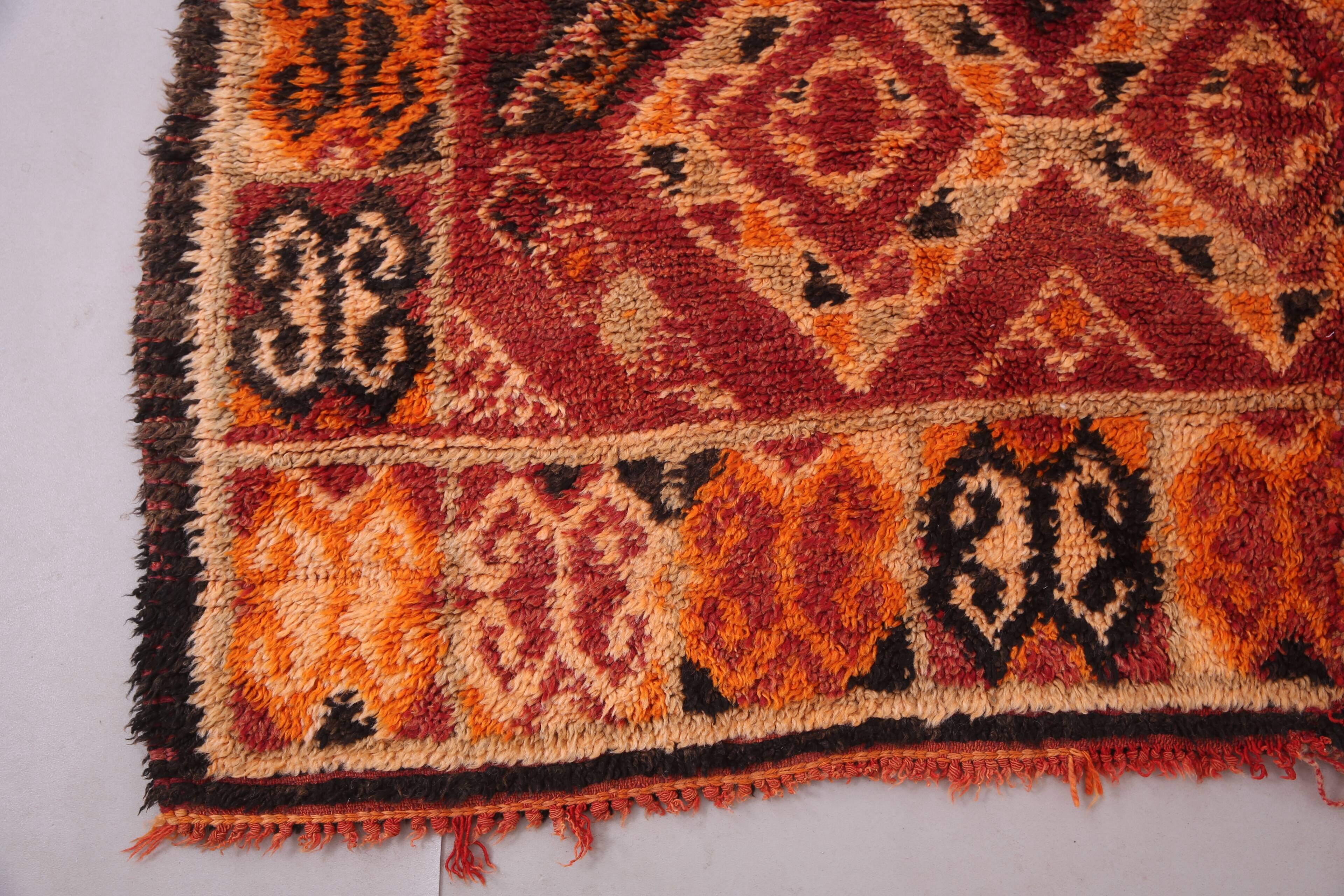 Vintage Moroccan Rug 210 x 286 cm - Antique Berber Rug - Wool Moroccan Rug
