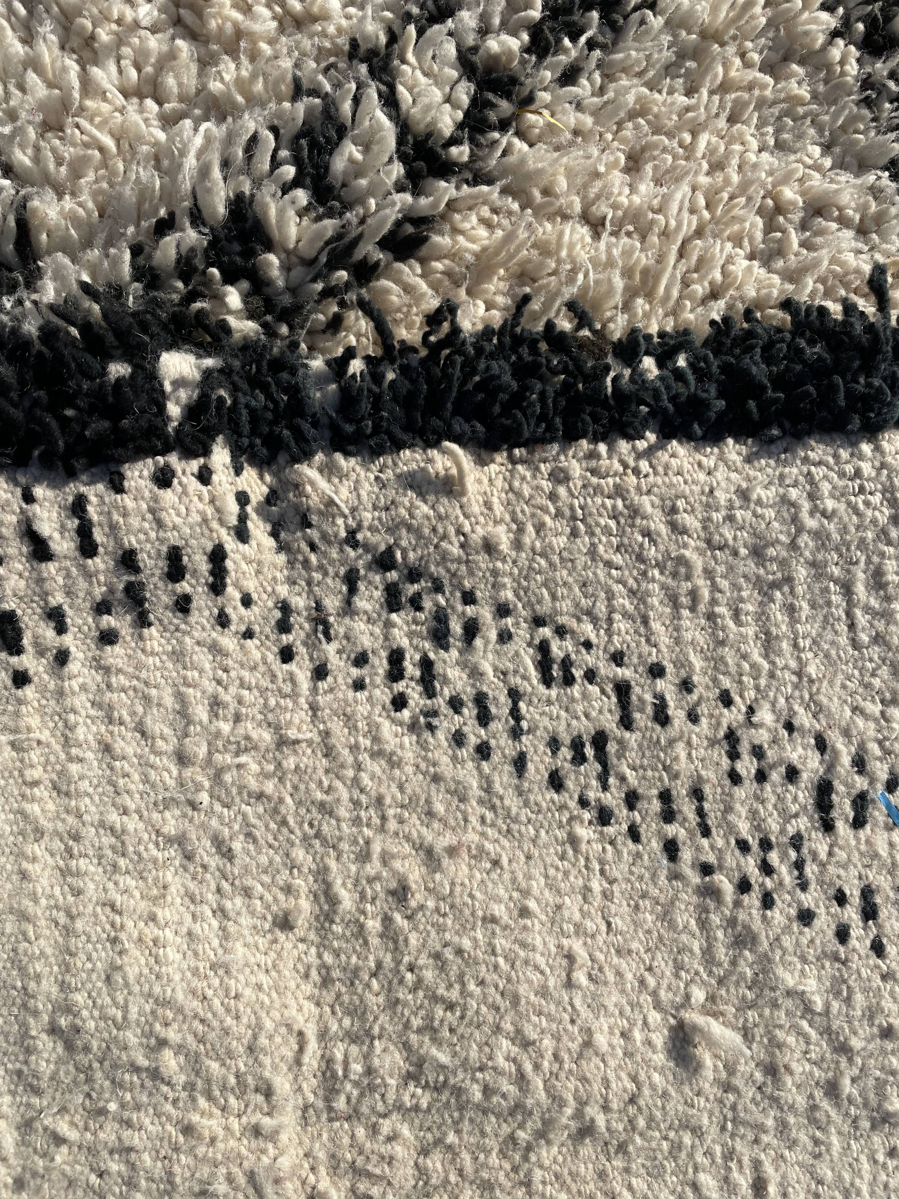 Berbere carpet beni ouarain old diamonds 155x300 cm