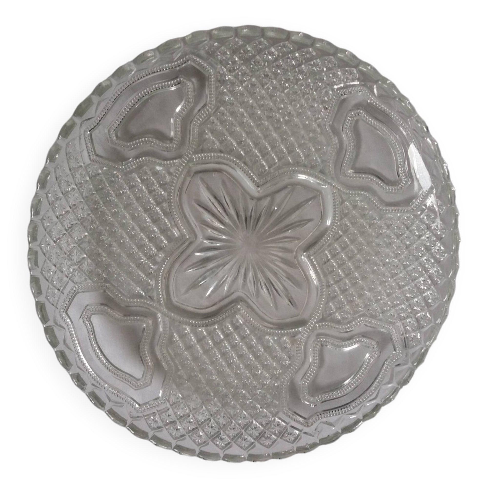 Chiseled glass dish