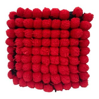 Coussin vintage pompons rouges