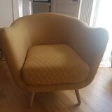 Fauteuil d’appoint jaune d’or