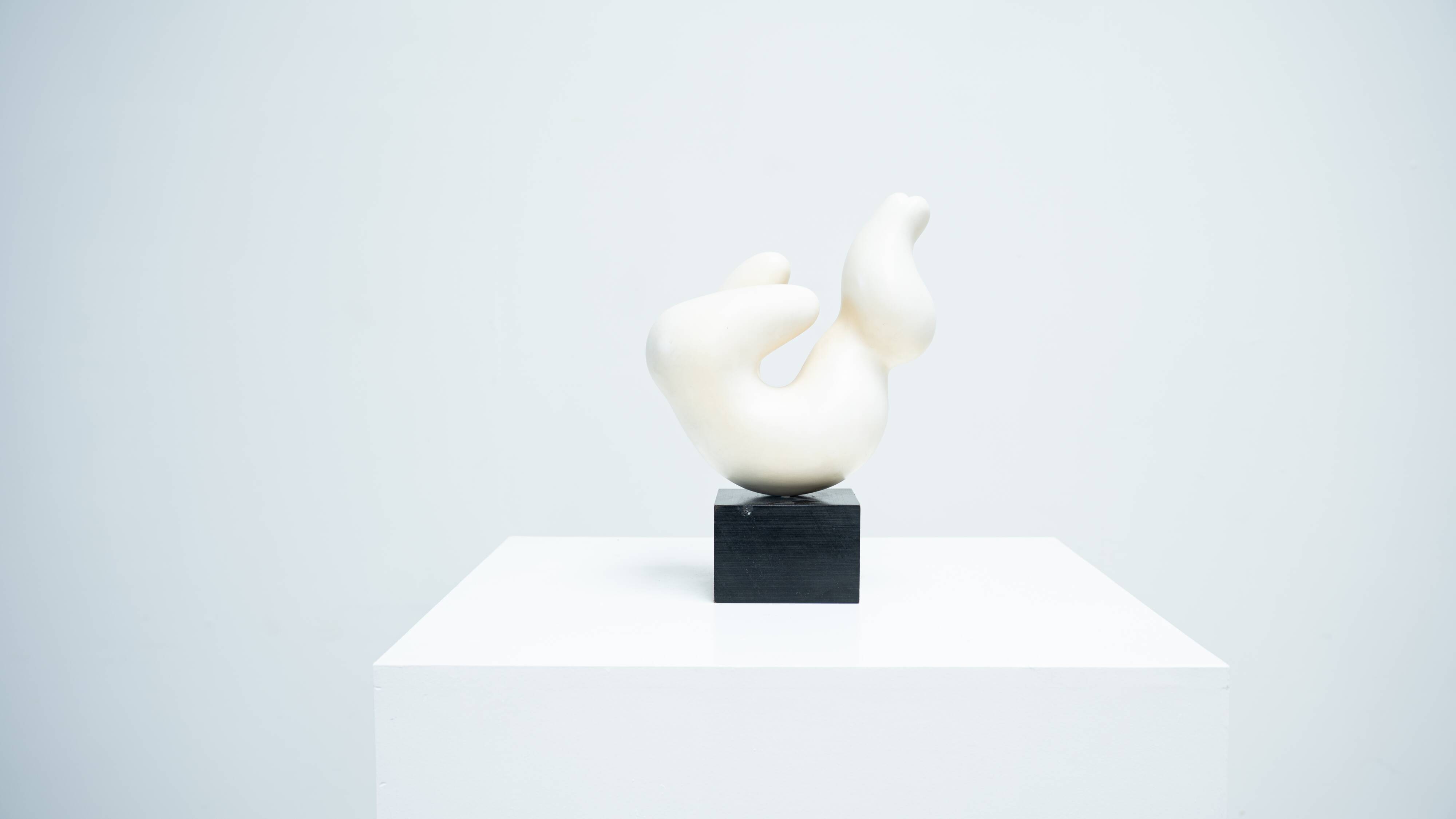 Sculpture en pierre scandinave par Bo Englund