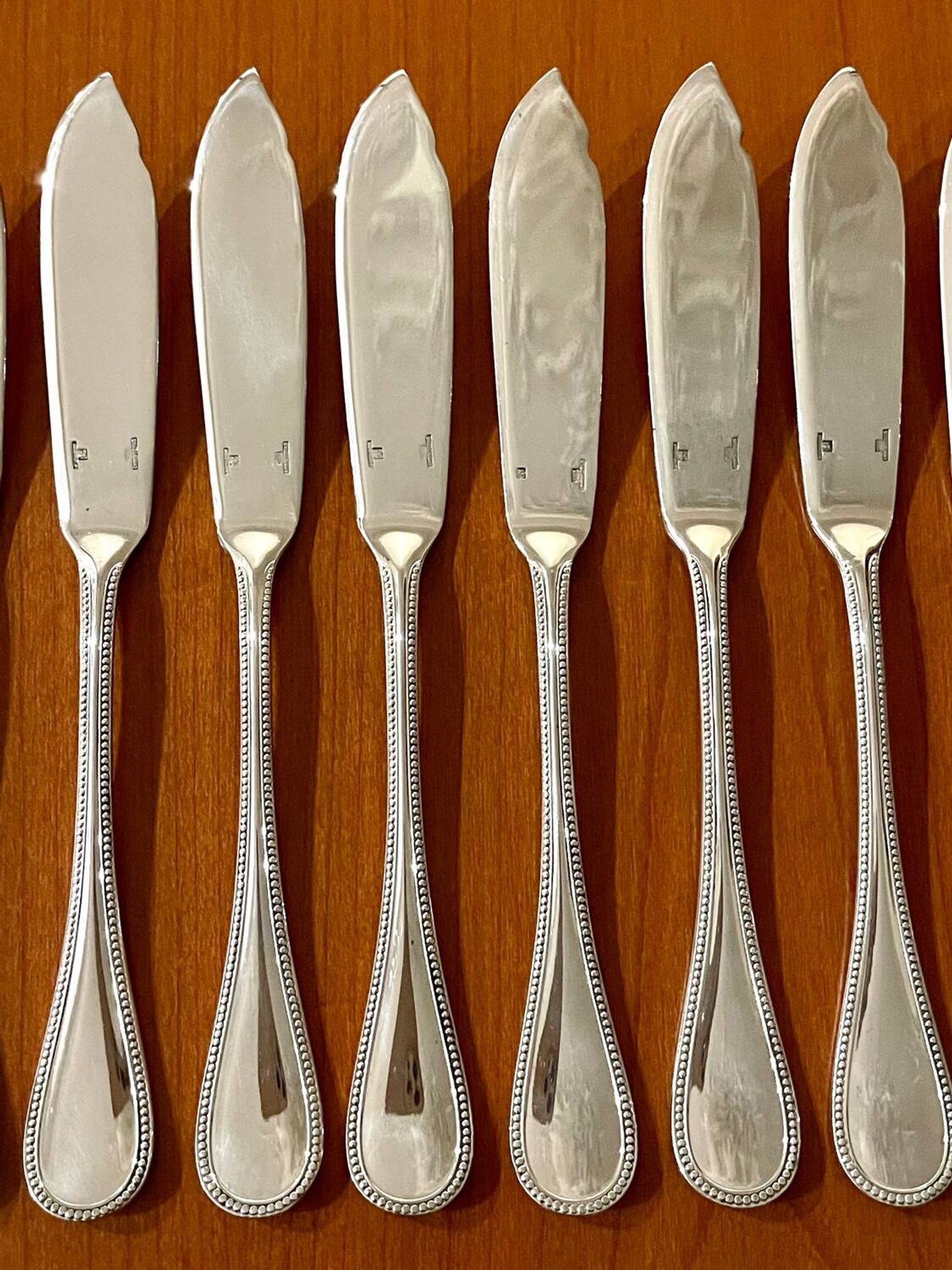 Christofle Perles 12-piece fish cutlery set, excellent condition