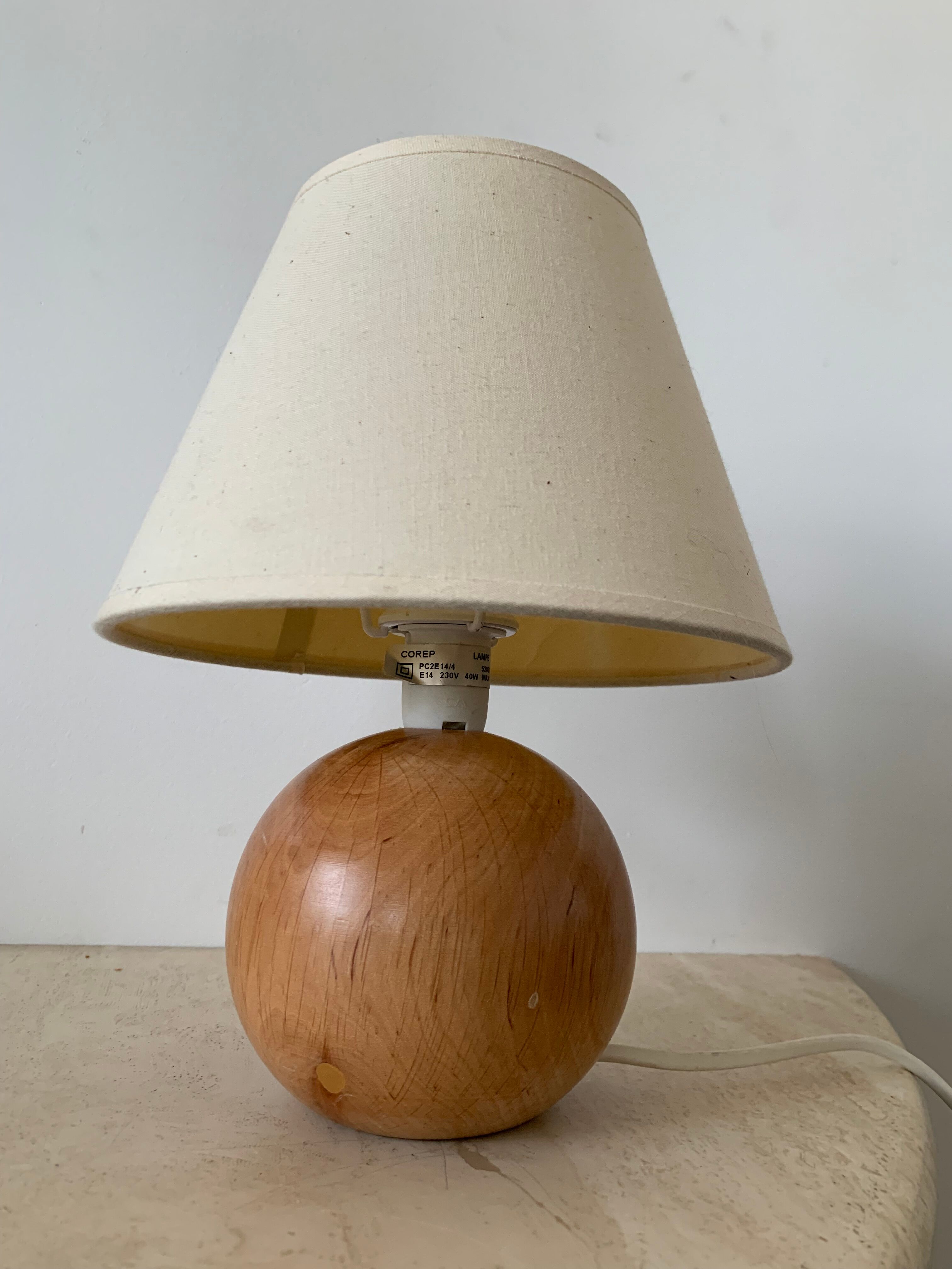 Wooden table lamp