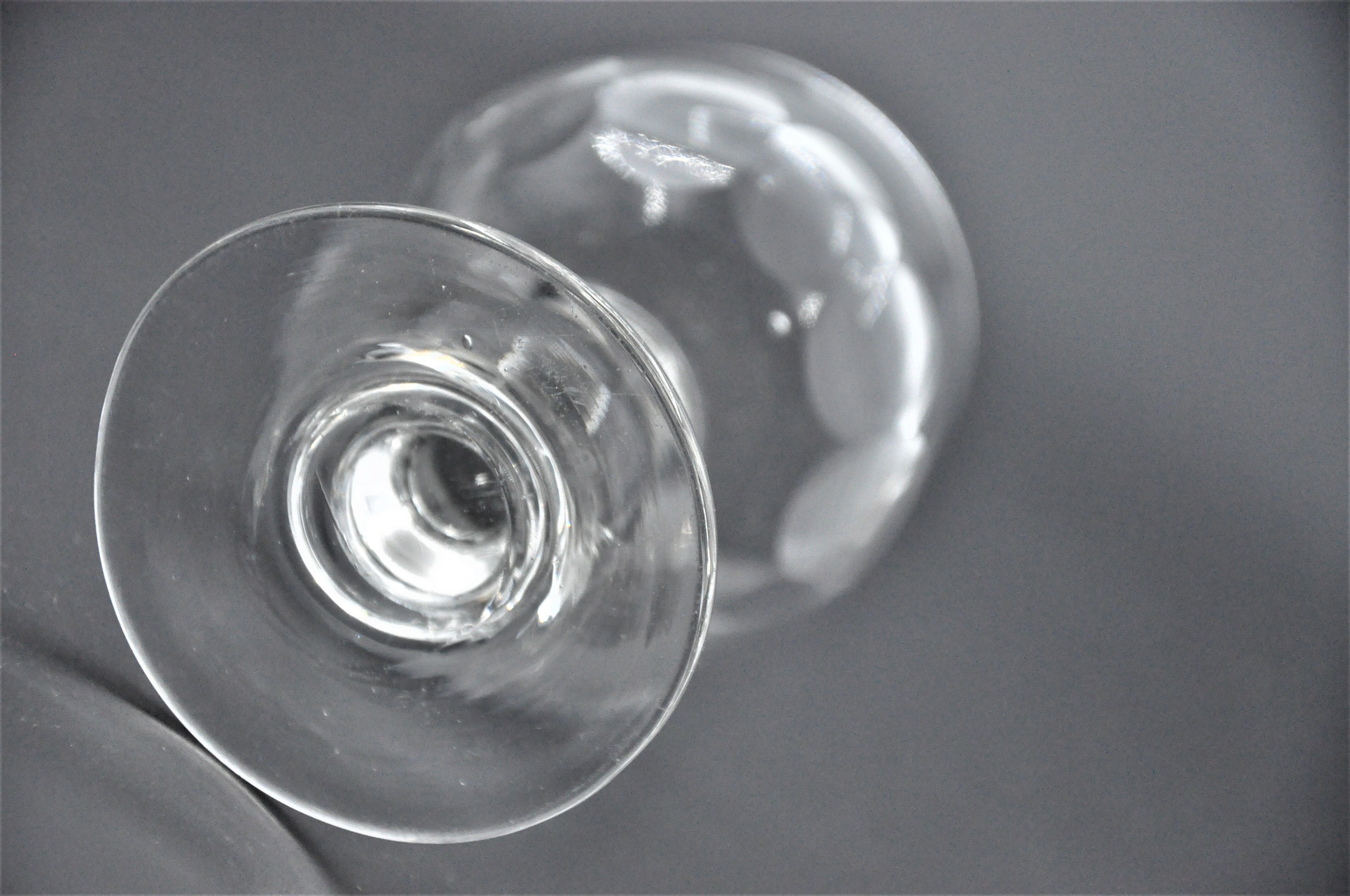 Old service of 6 wine glasses - crystal or cut glass - tableware