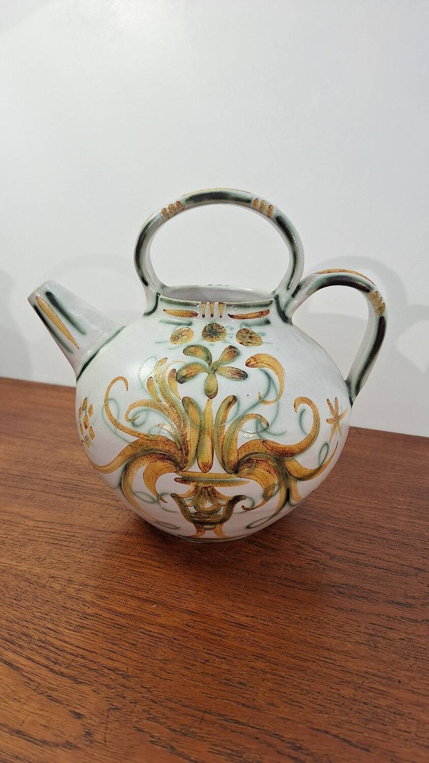 Keraluc Quimper ceramic jug