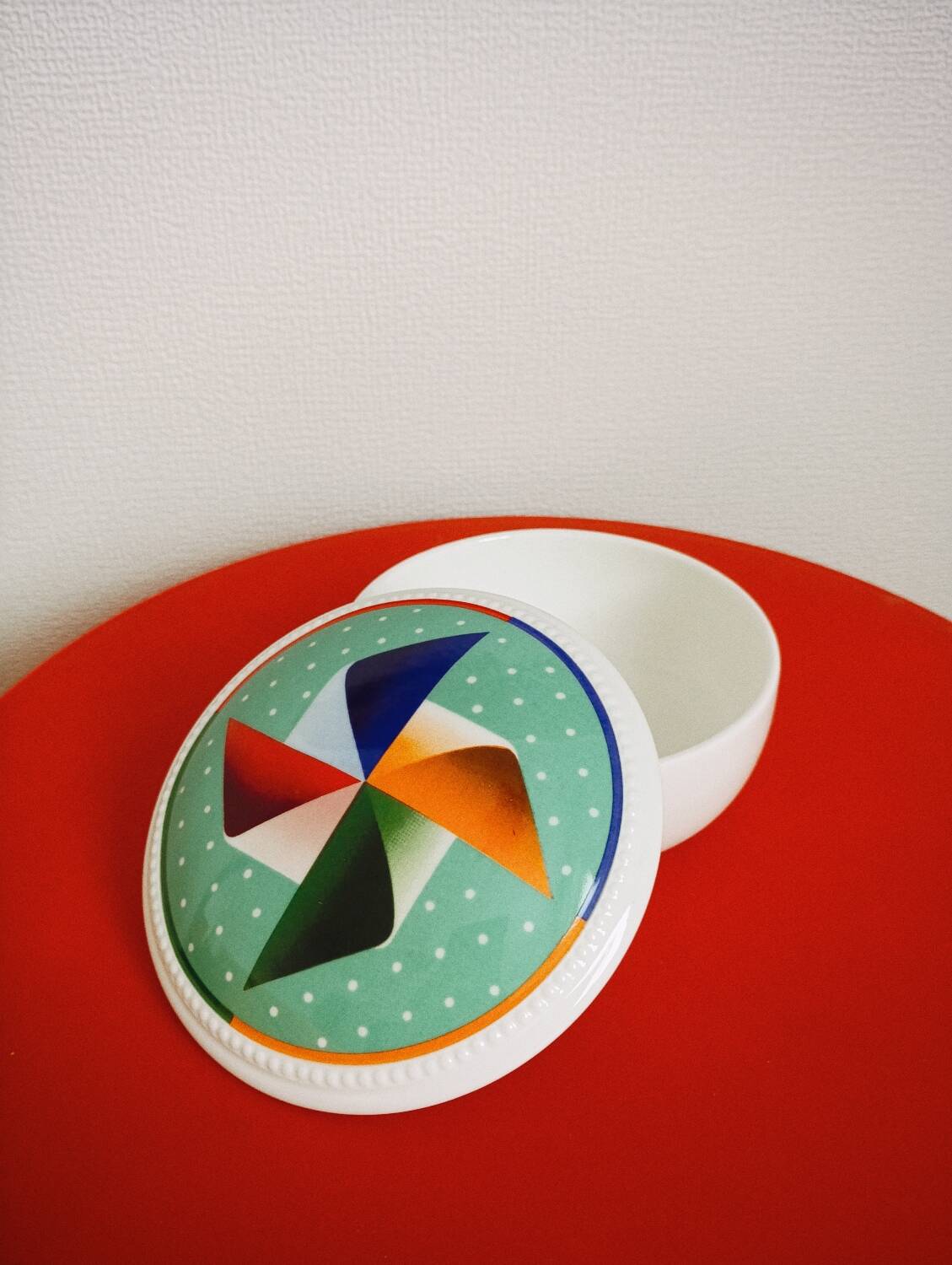 Porcelain bonbonnière by Villeroy & Boch