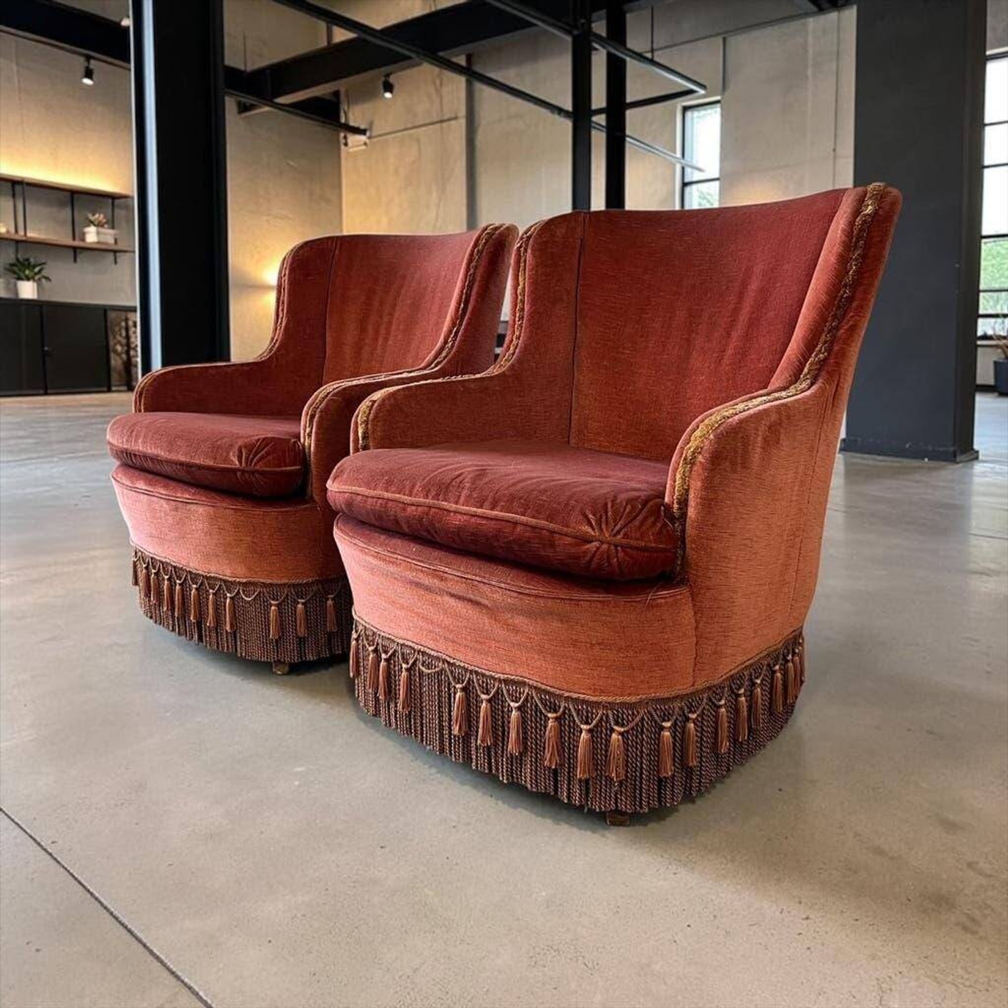 Ensemble de 2 fauteuils/sièges vintage rose poudré à franges