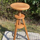 Tabouret à vis bois dit d’horloger