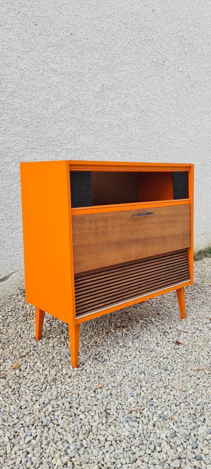 Hi-fi unit redesigned into storage unit