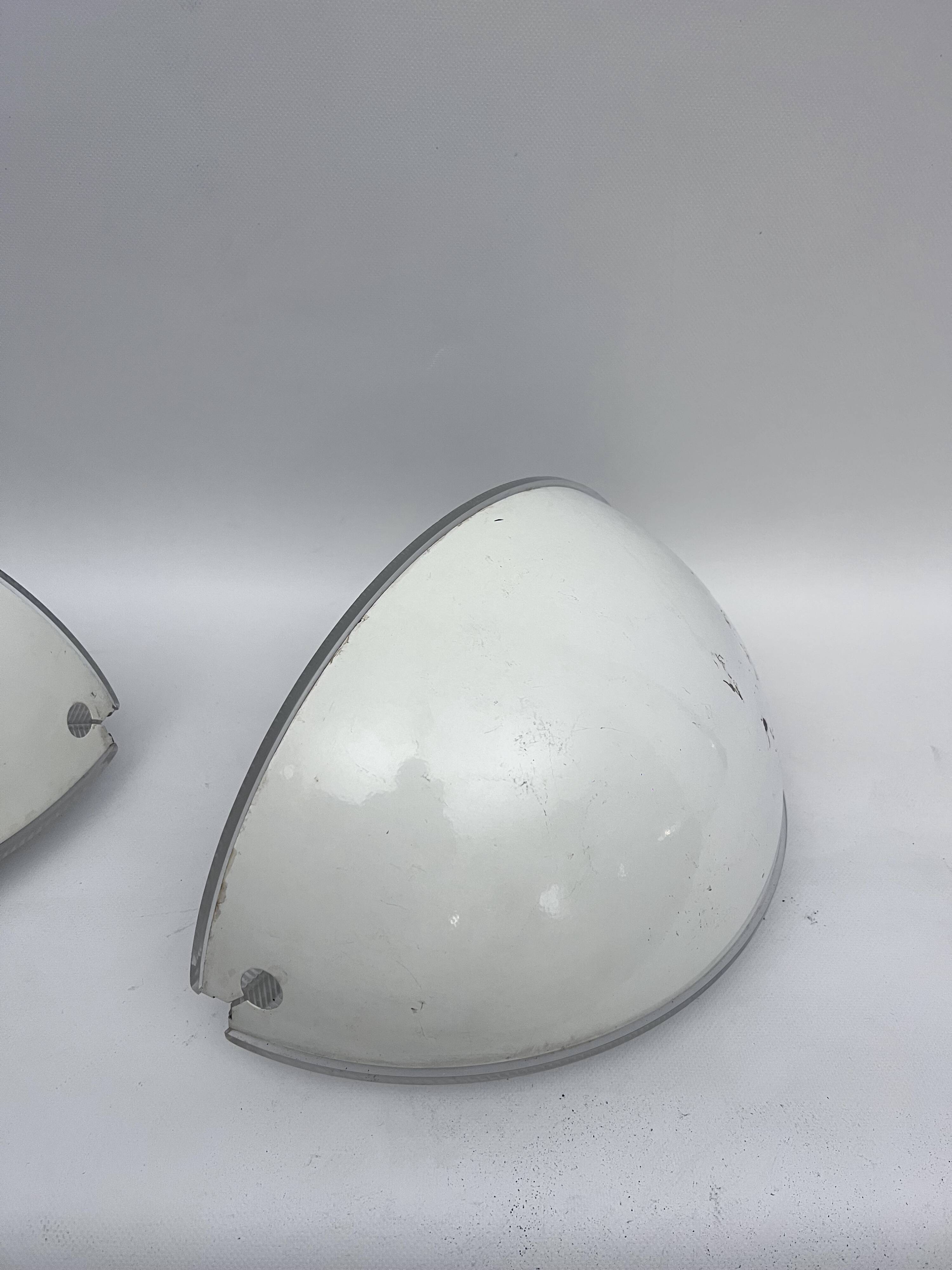 Flos, pair of Quarto wall lamps by Afra e Tobia Scarpa. Italy 1970s