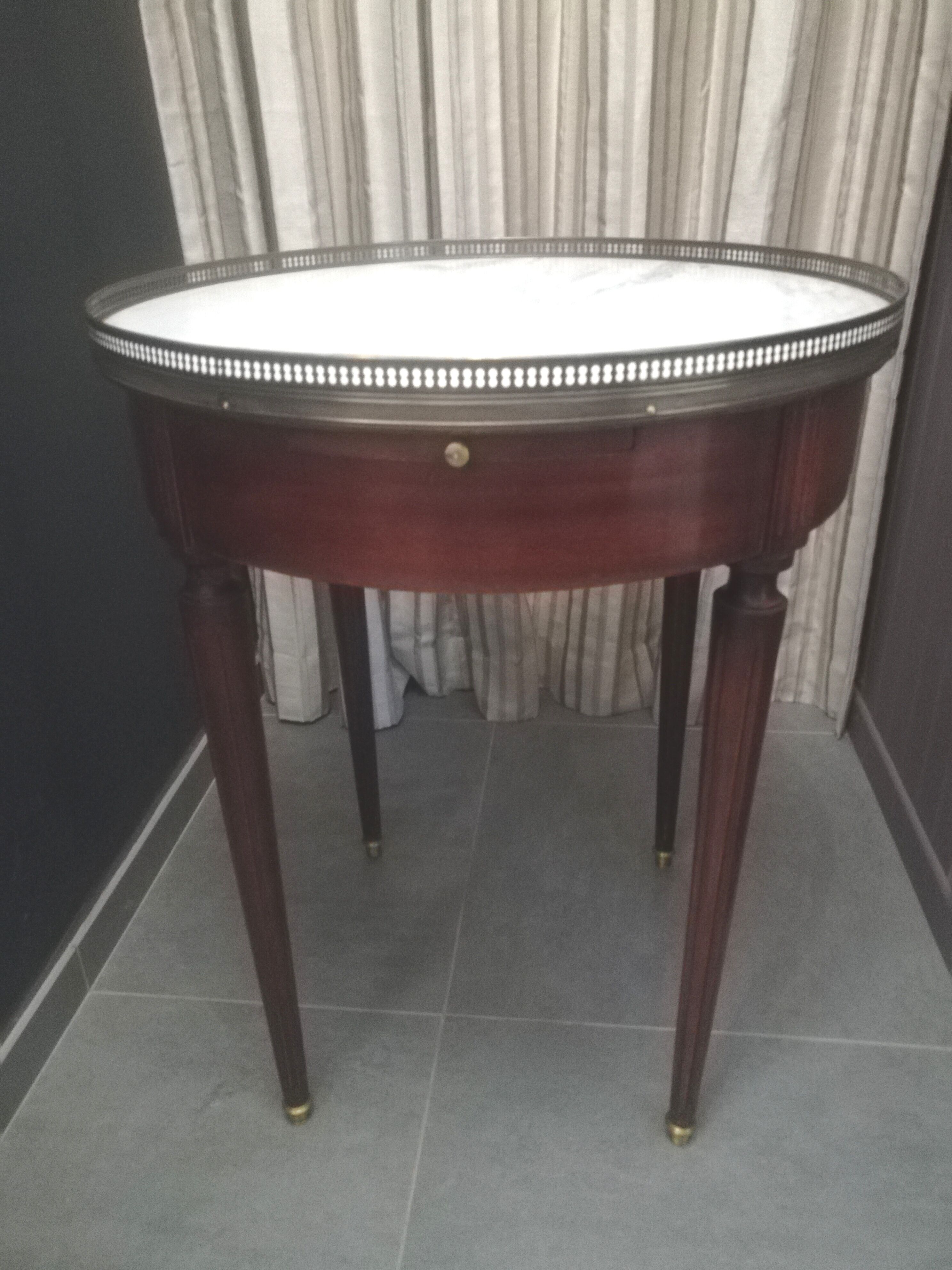 Louis XVI style hot water bottle table in mahogany and marble