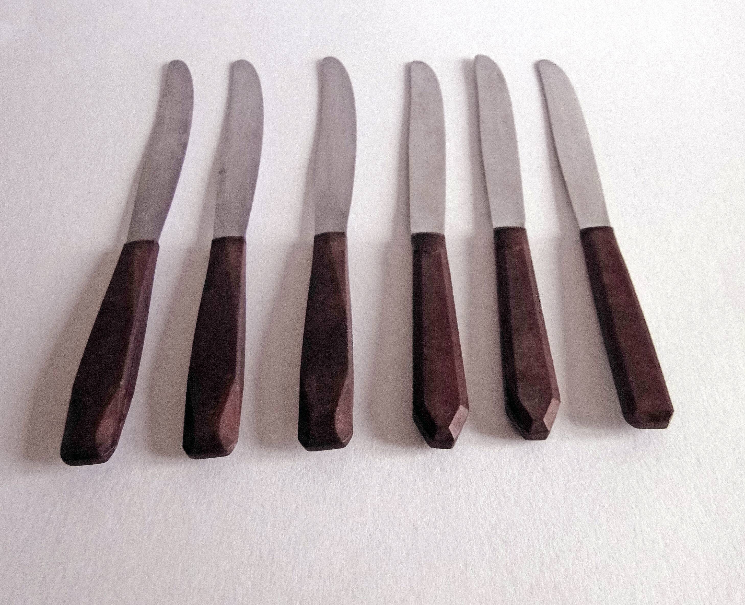Set of 6 table knives Red Bakelite handle Art Deco period 1930 Stainless steel blade