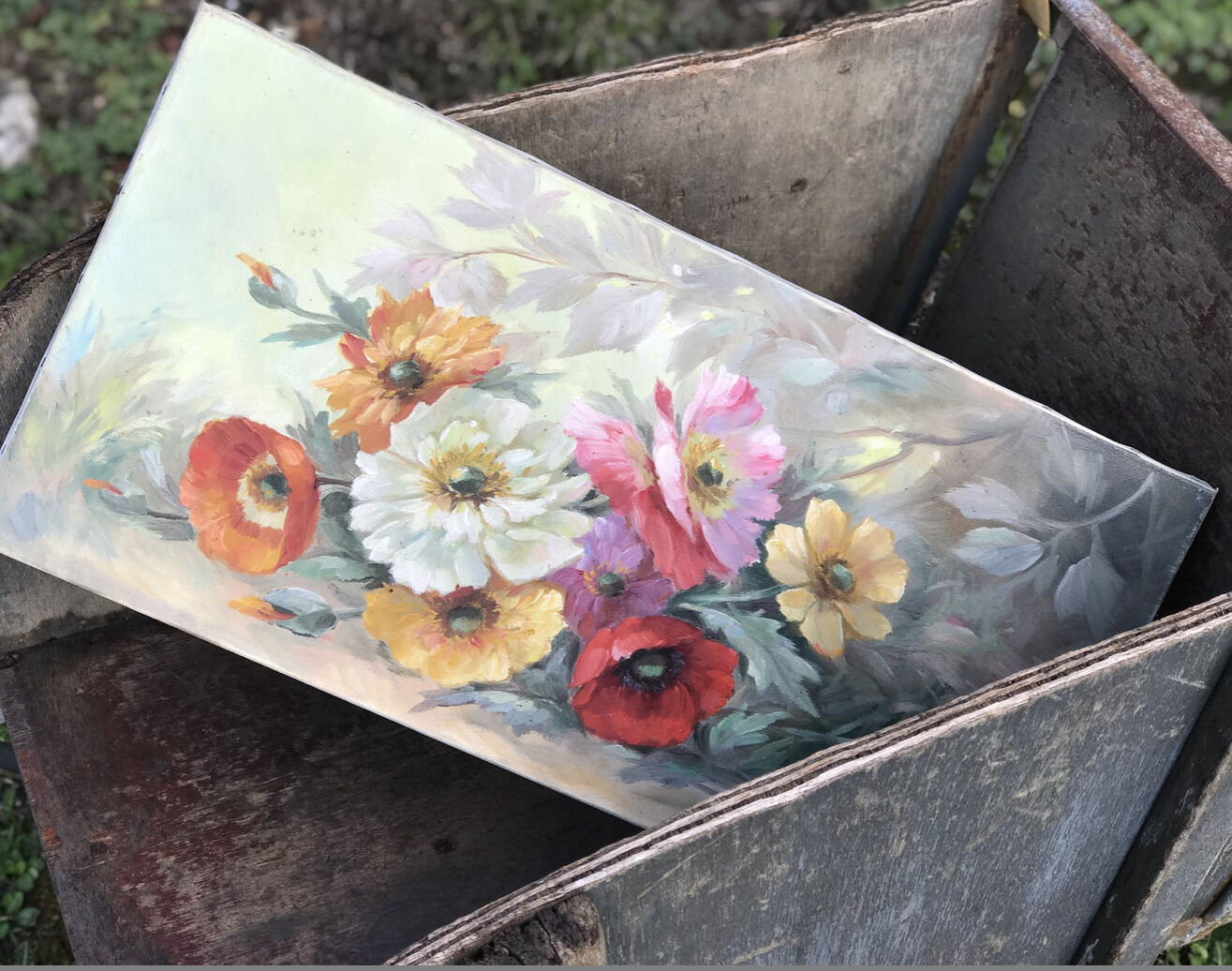 Old flower bouquet painting