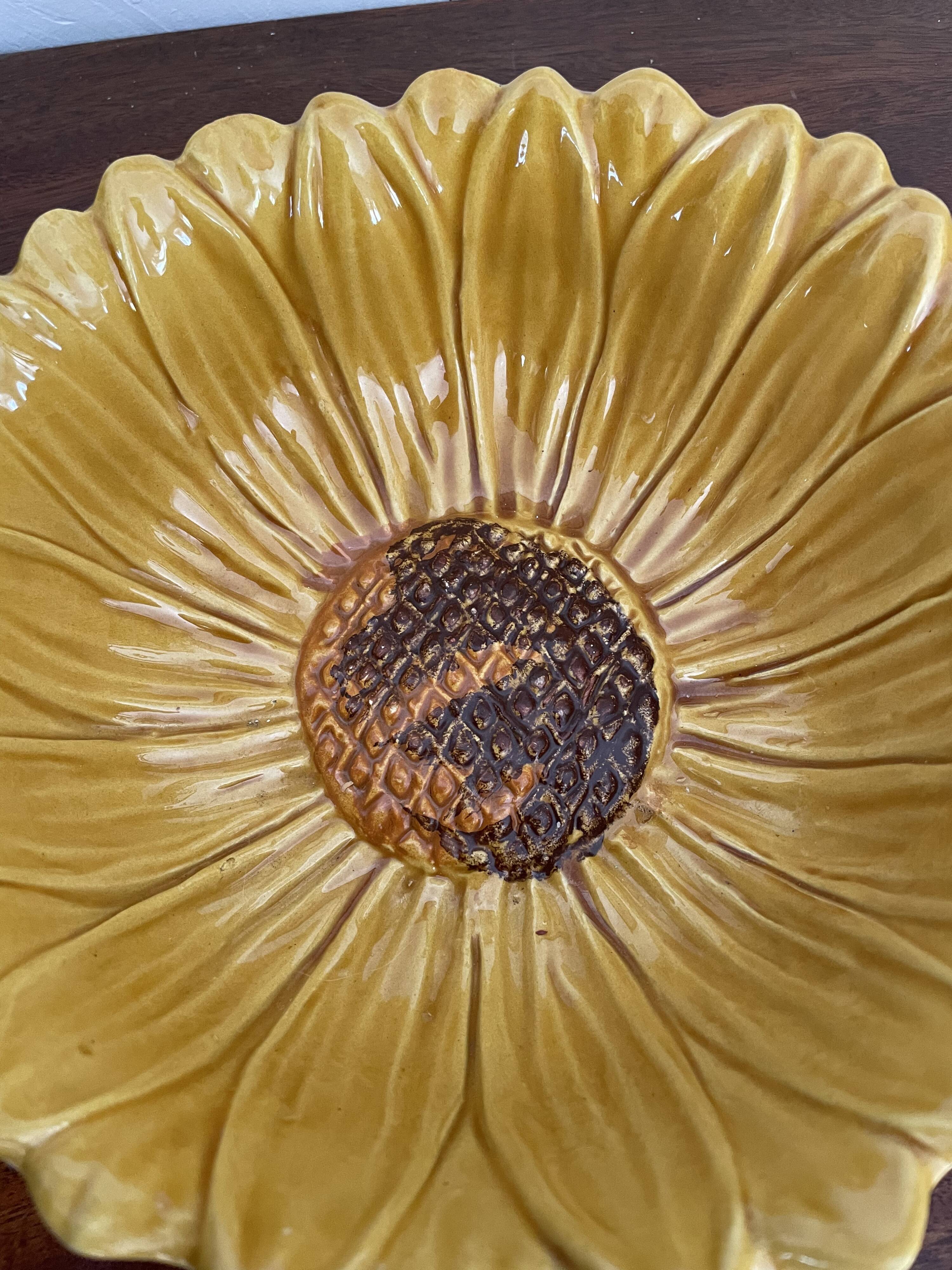 Vintage slurry bowl and cups