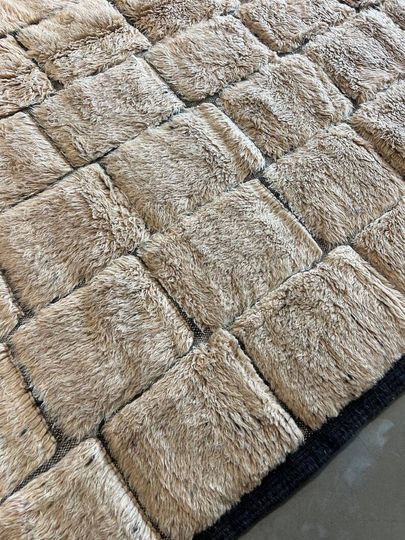 Moroccan Berber rug 250cmx150cm