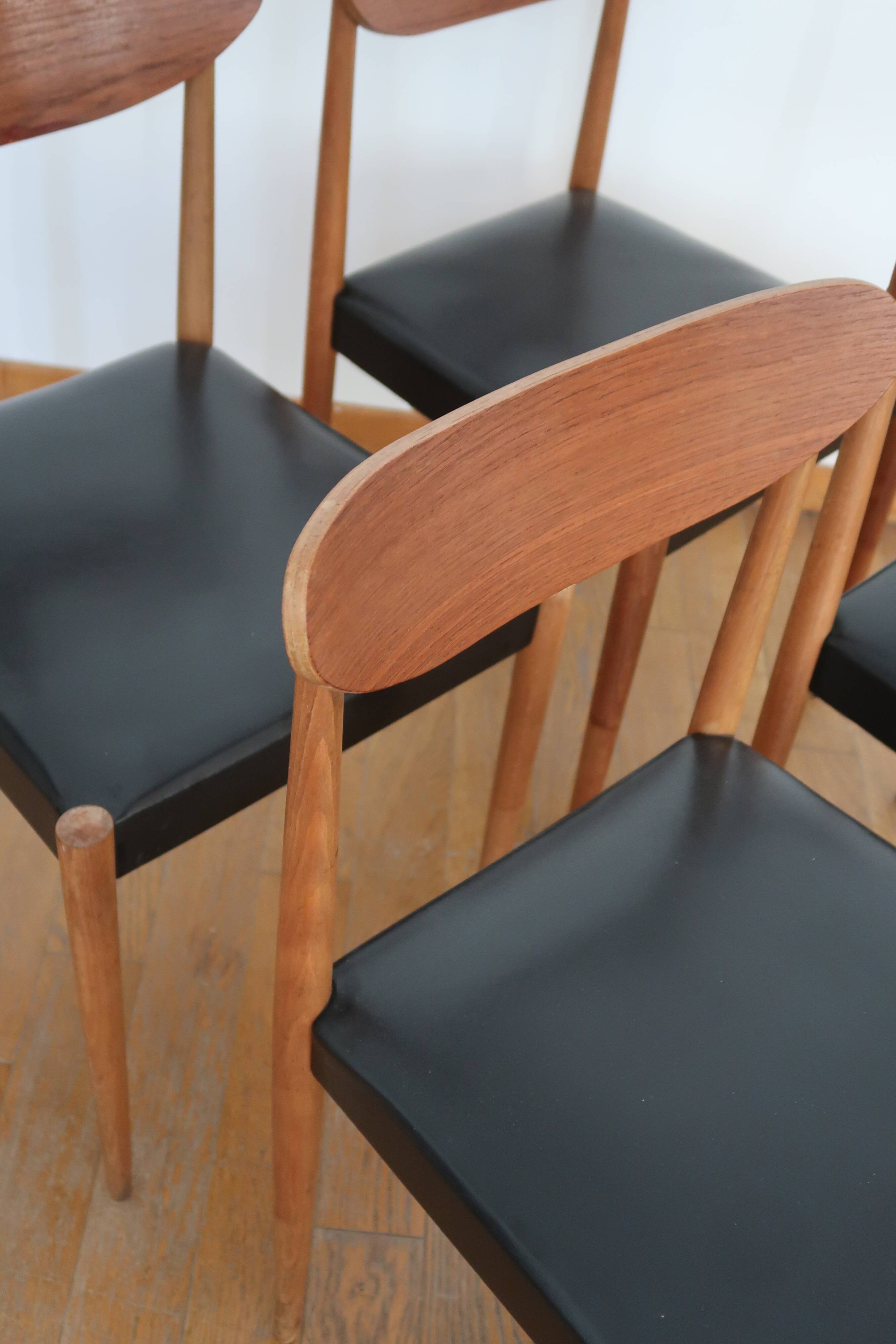 4 Scandinavian chairs skaï black