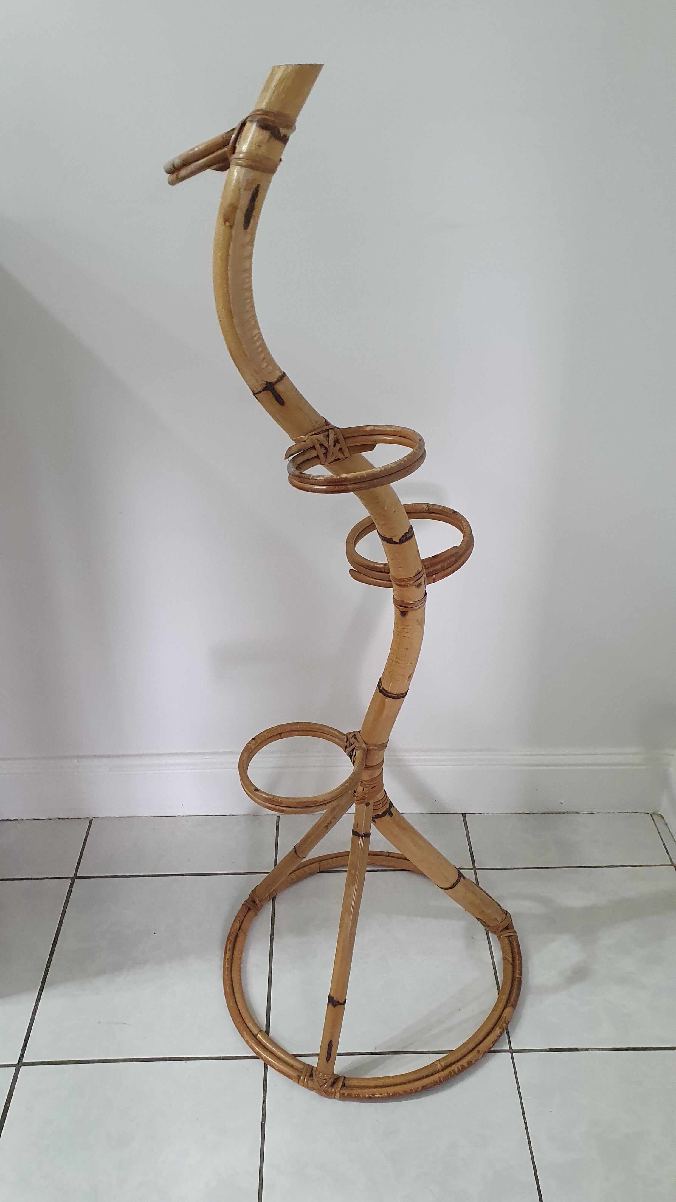 Bamboo plant holder 50s